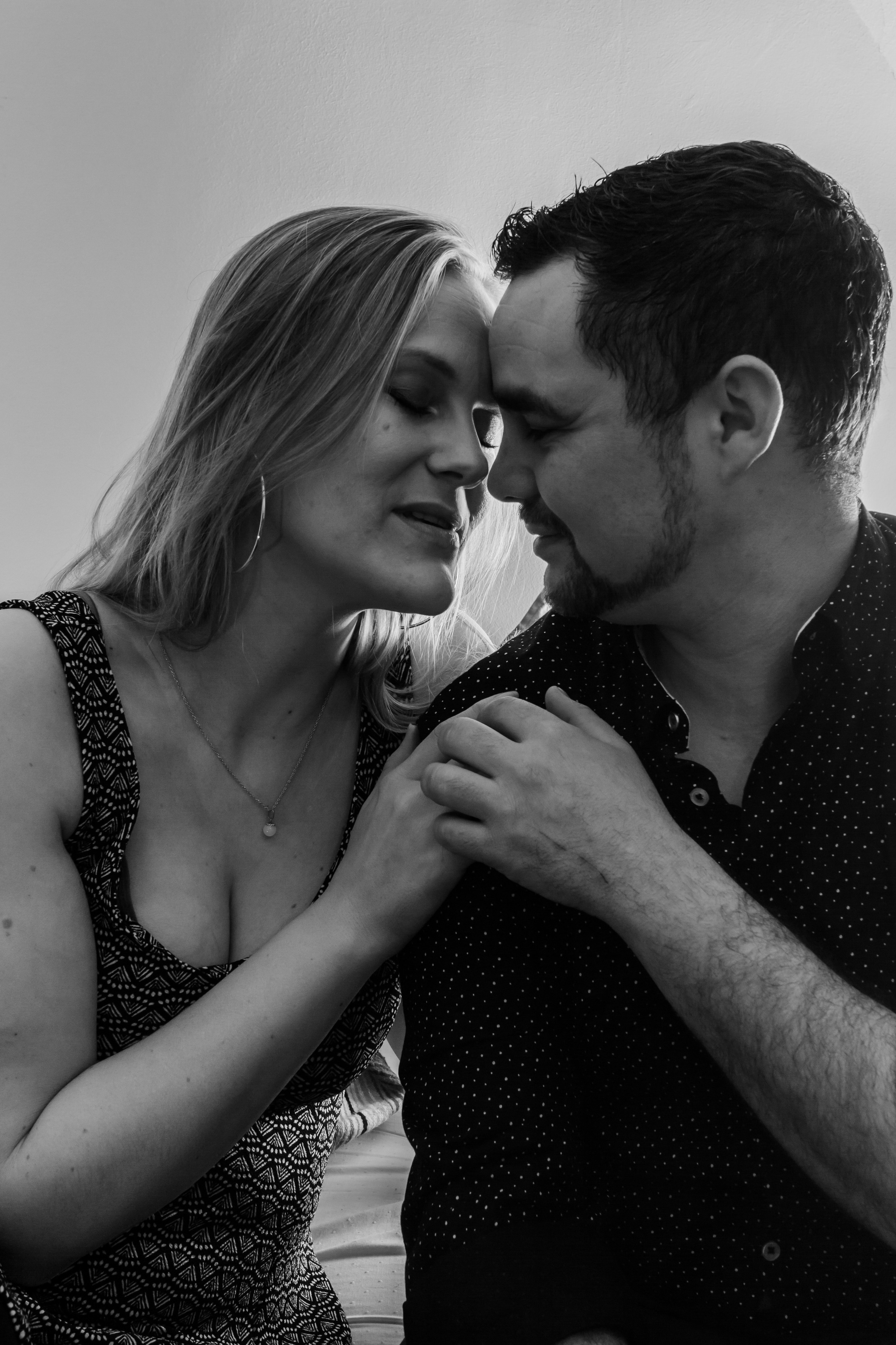 Marjolayne & Julien. Photographe professionnelle à Poitiers, Tours et Châtellerault | Studio photo entre Poitiers et Tours – portraits, familles, entreprises, ma