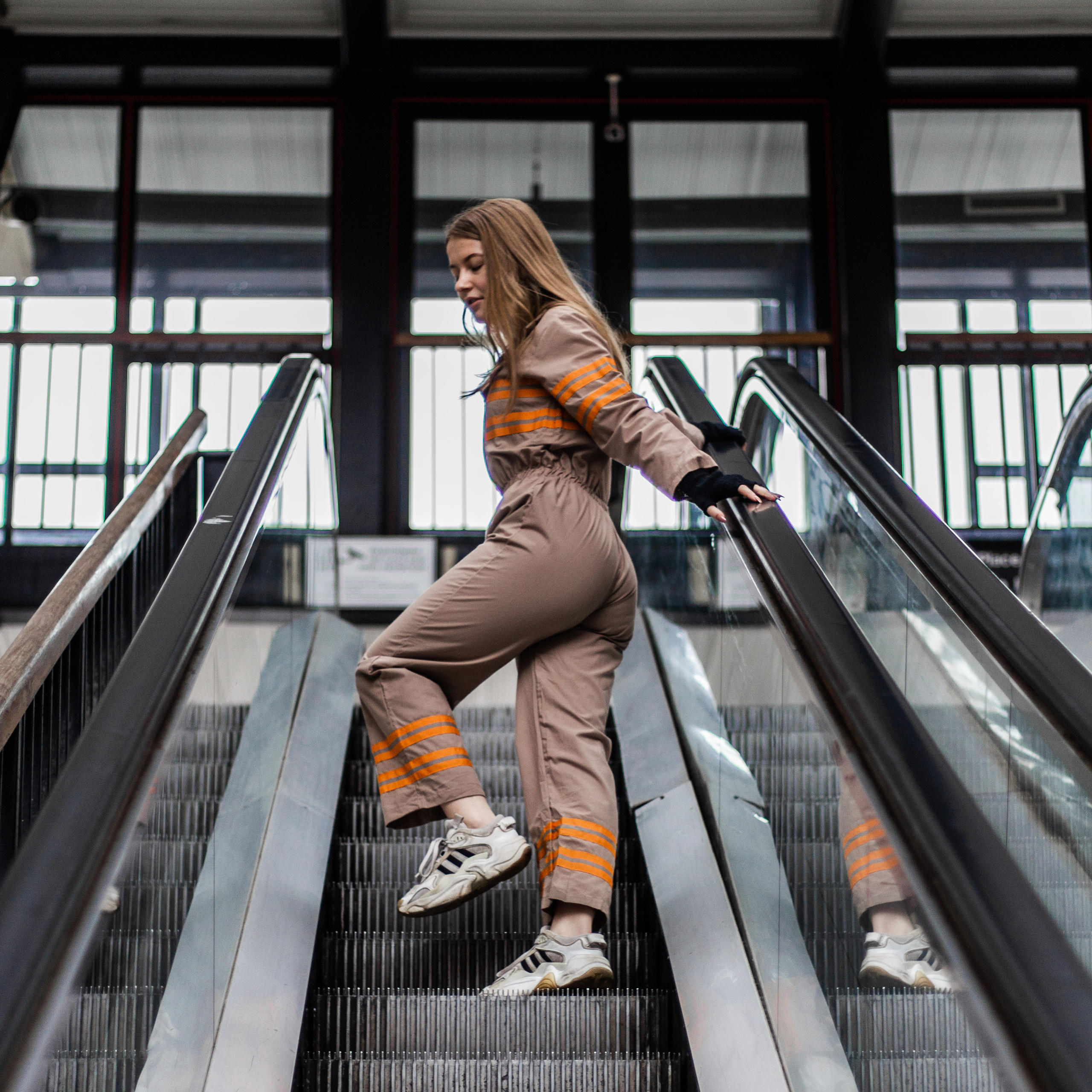 Ronin Friperie. Photographe professionnelle à Poitiers, Tours et Châtellerault | Studio photo entre Poitiers et Tours – portraits, familles, entreprises, ma