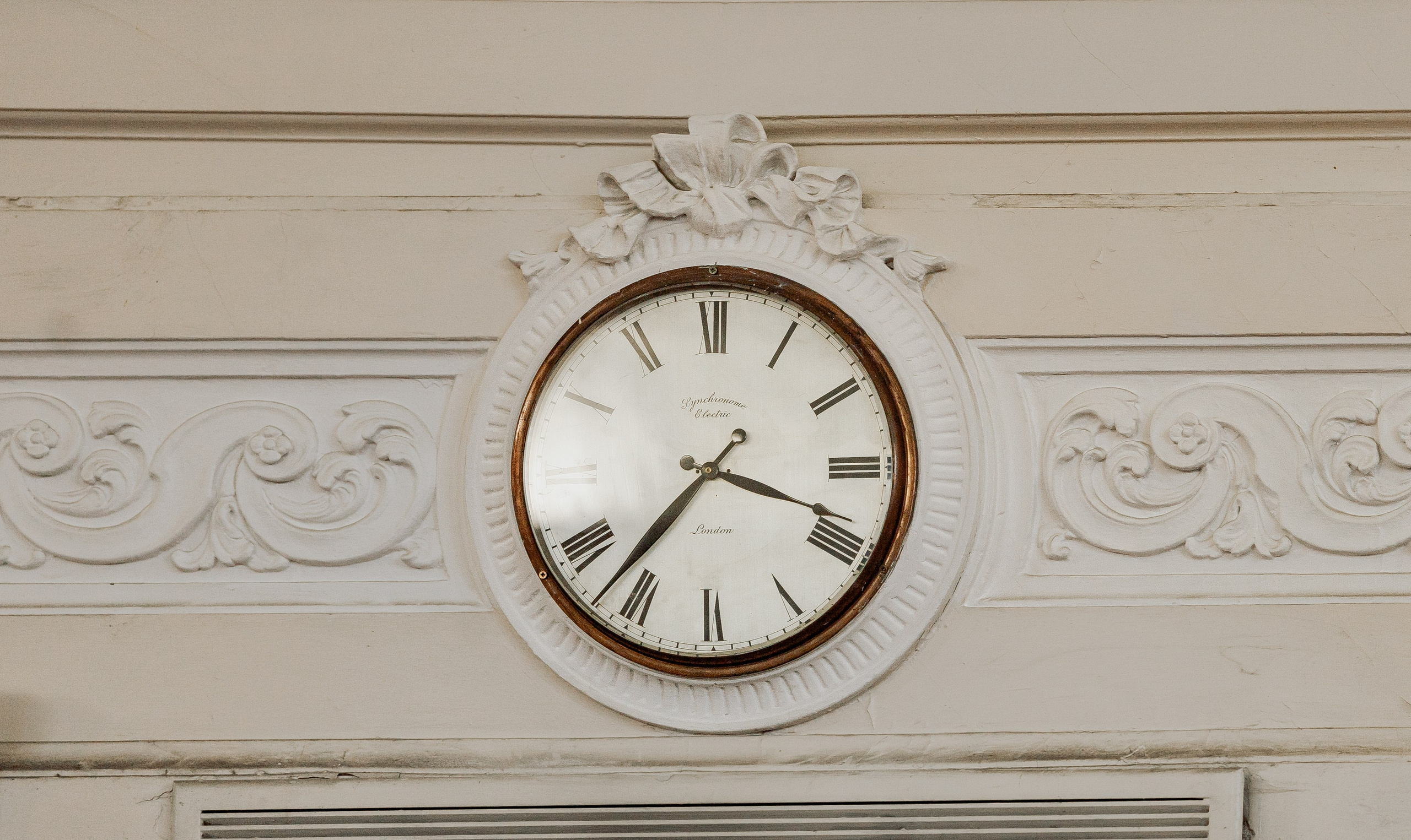 Elegant Wedding Photo Gallery. Timeless Wedding & Event Photography — based London, working across Europe