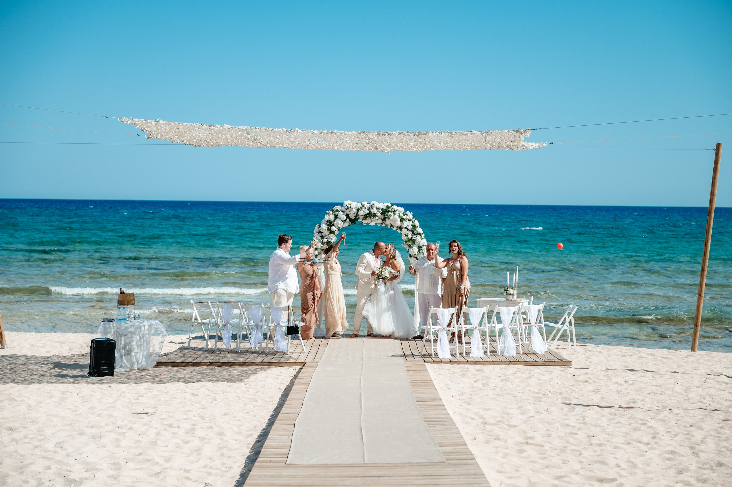 Sirens beach ceremony. AdrianOltean.wfolio.pro