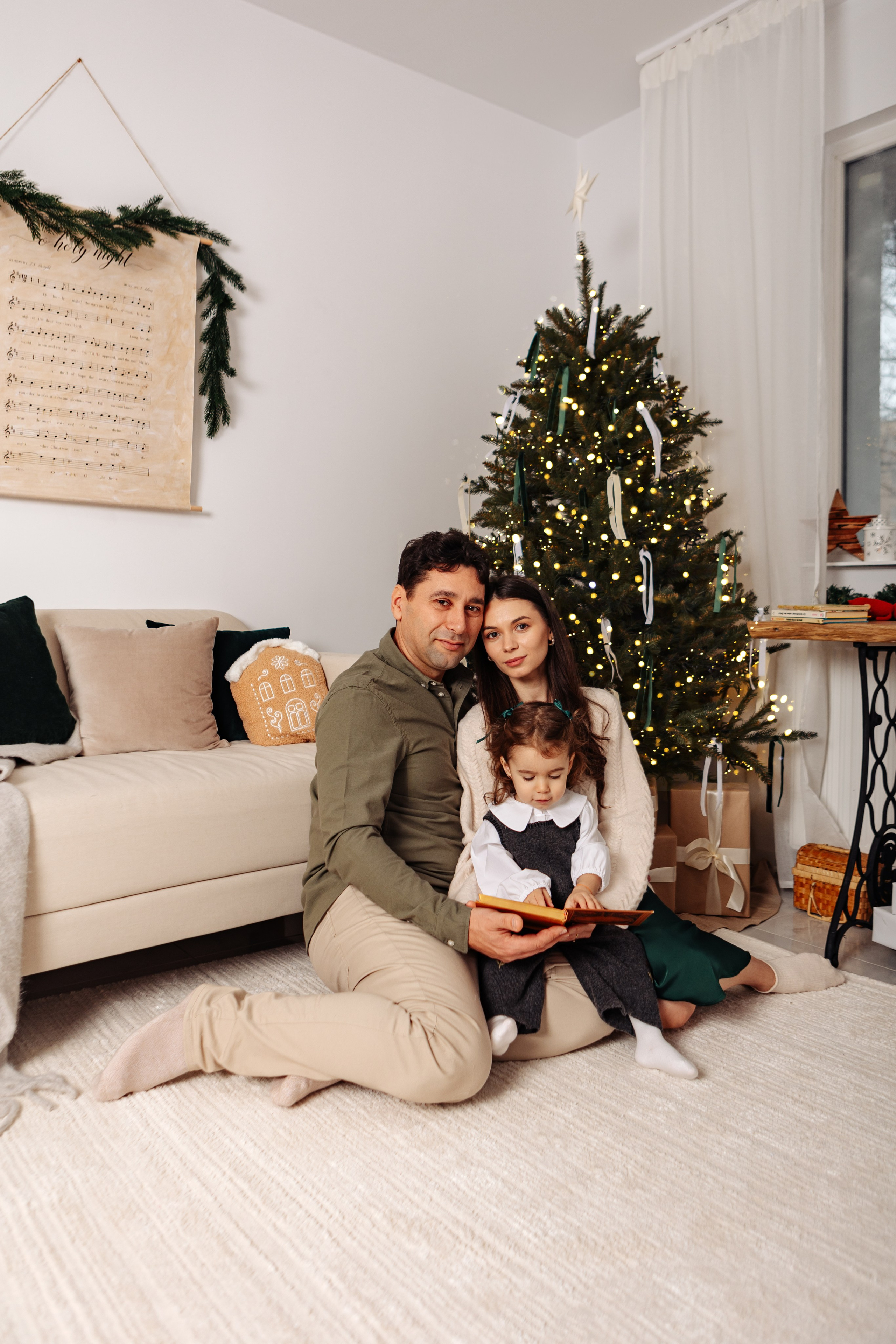 Familia Teodorescu. Cristina Andronache fotograf Brașov fotograf de familie fotograf de nunta Brașov