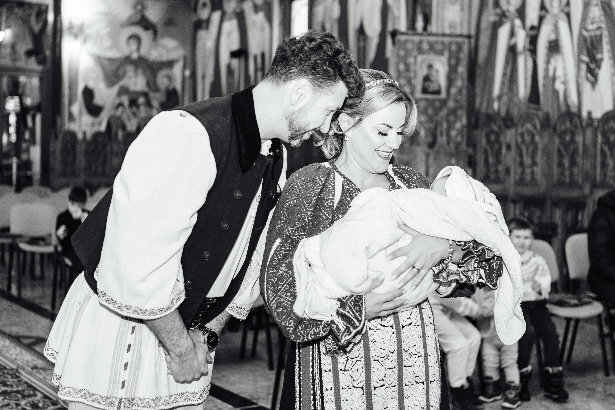 Botezul micuțului Matteo. Cristina Andronache fotograf Brașov fotograf de familie fotograf de nunta Brașov