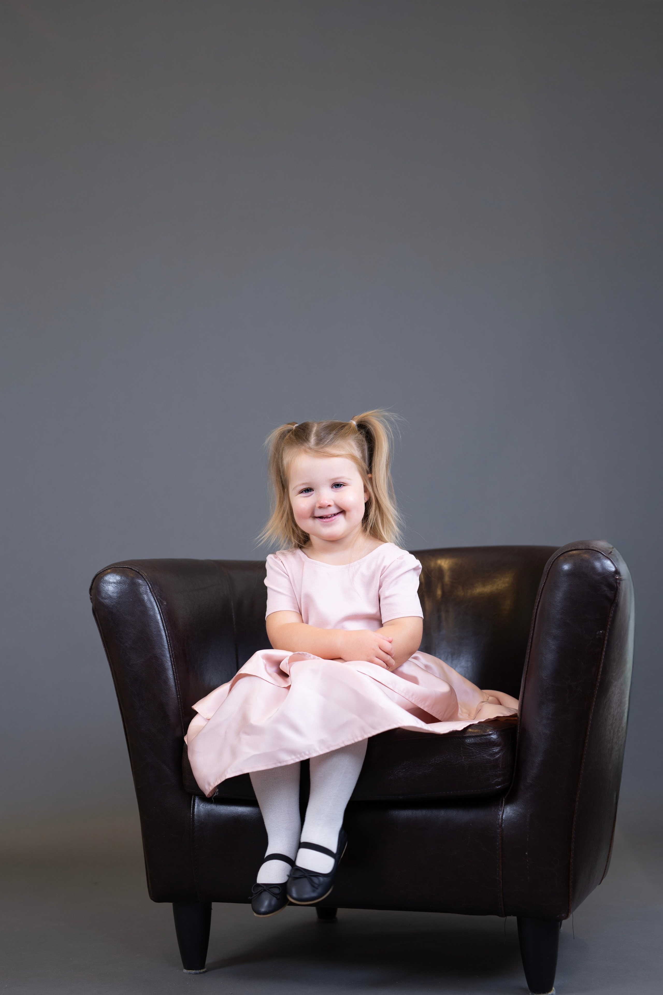 Agata. Family and real state photographer in Haugesund Dina Vikra