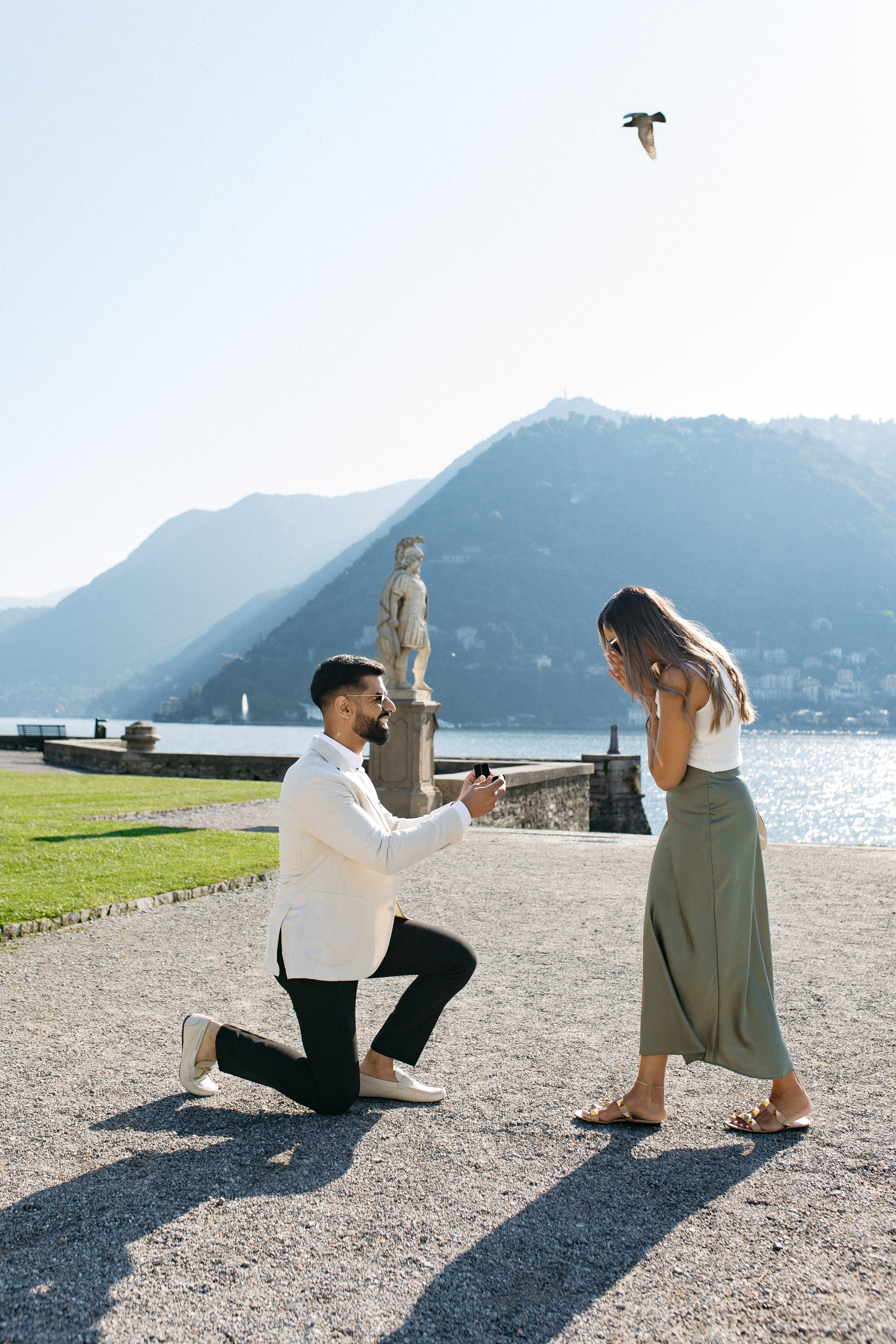 She said yes 💍. Wedding photographer in Italy