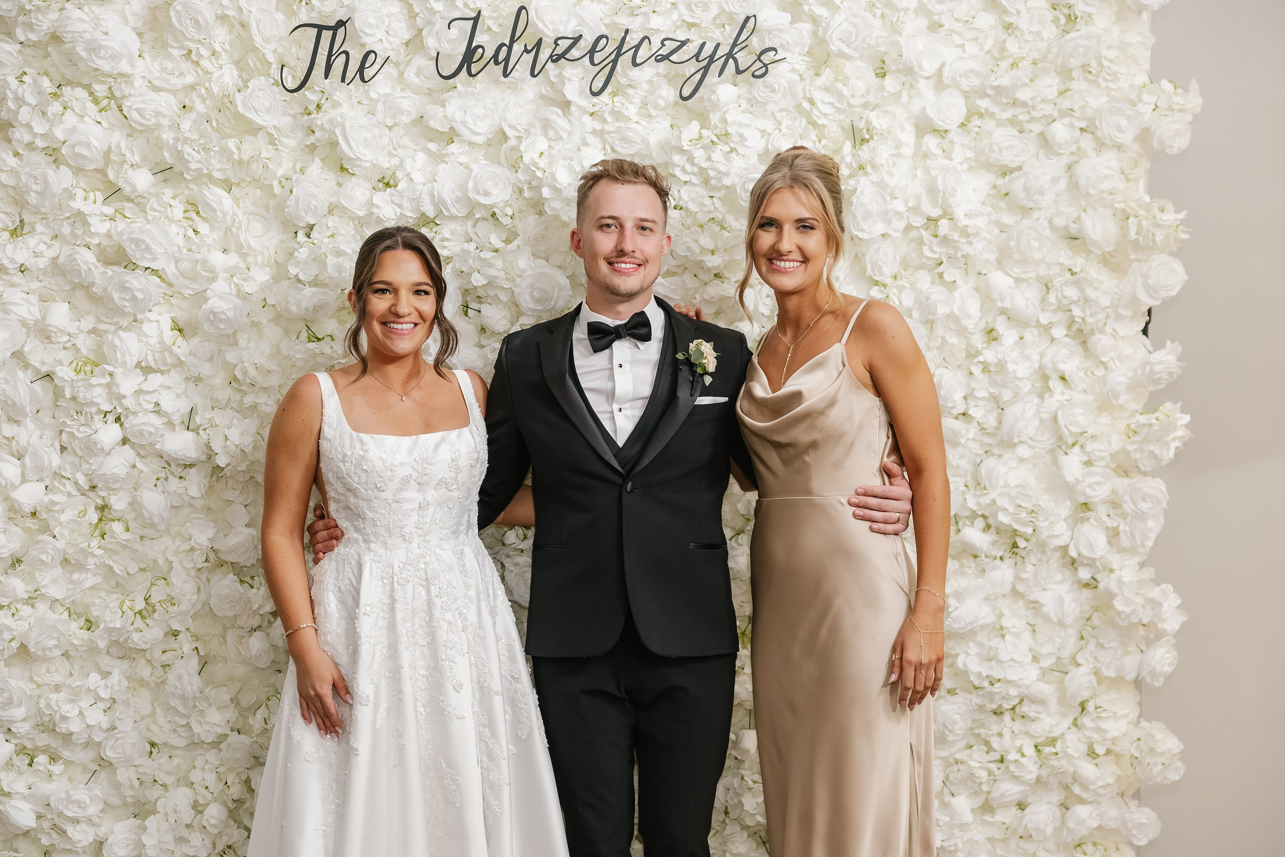 09.06.2025 Wedding. Wedding family event photographer in Chicago Nick Yushevich