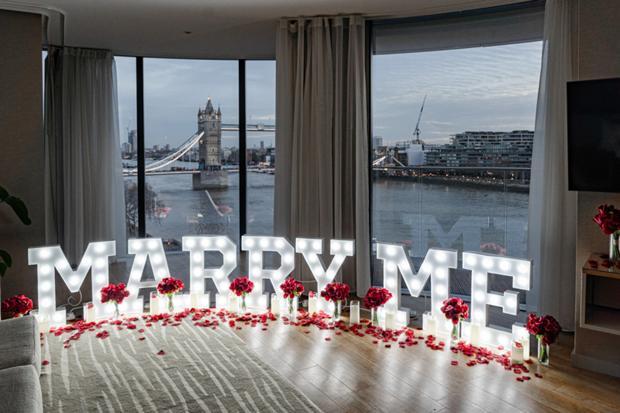 Proposal London. Tonya Kyrylenko photographer in London