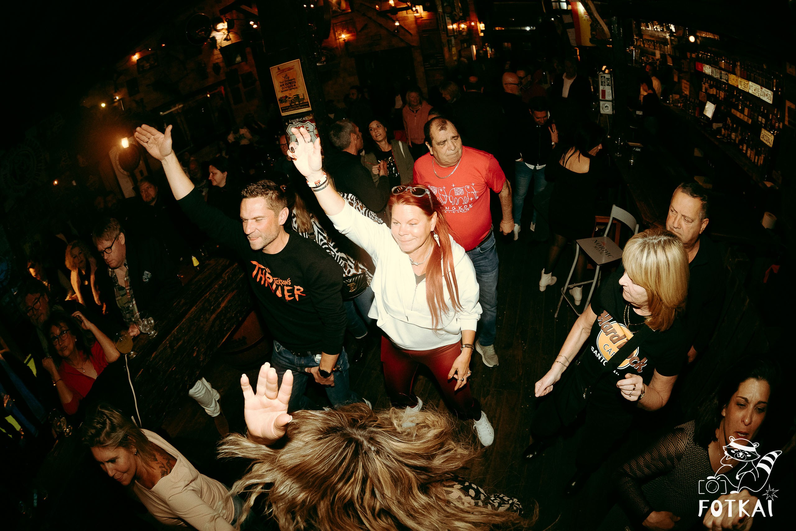 Dirty Picks en El Paso Bar Torrevieja: fotorreportaje punk y garage rock · 24 de enero | FOTKAI