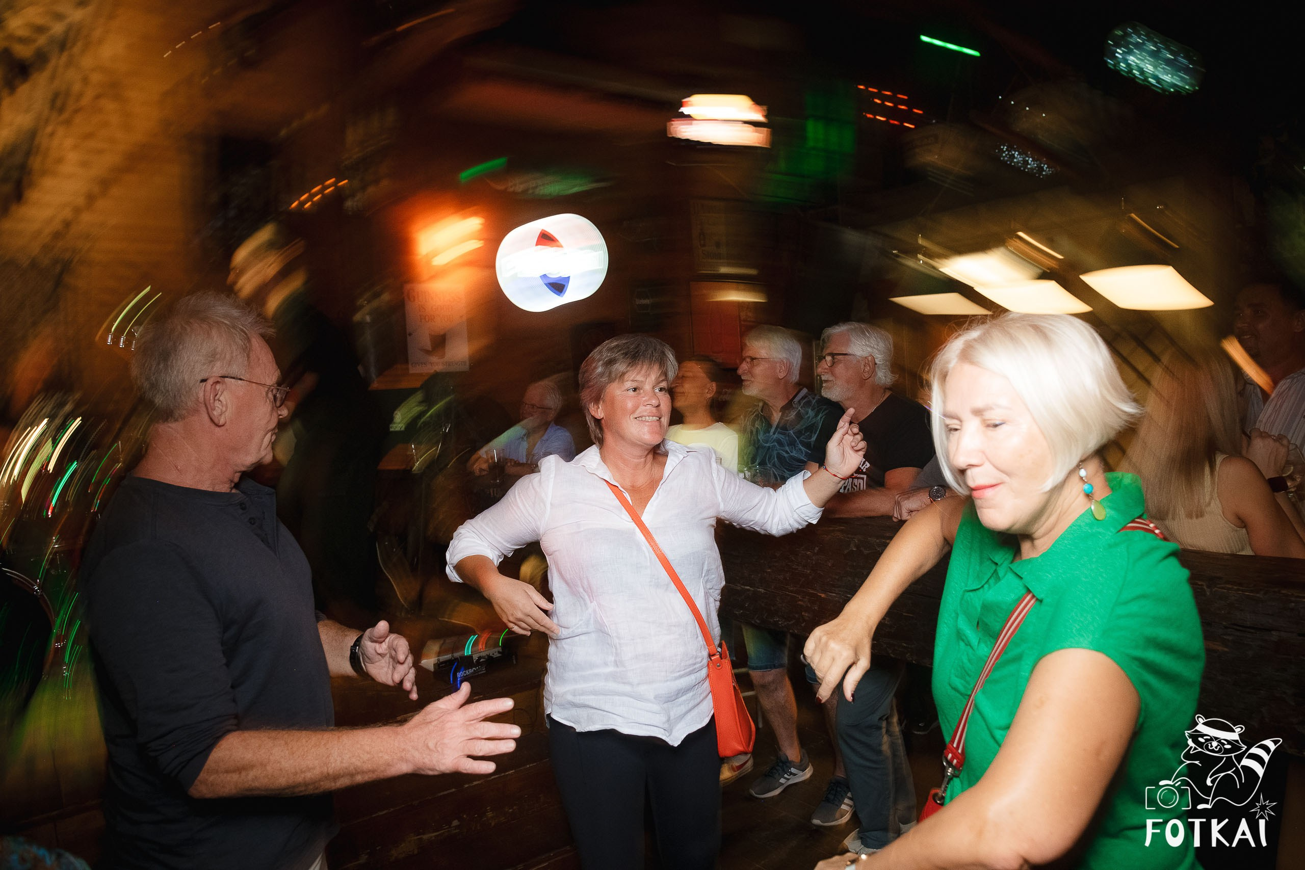 MonTorre Band en El Paso Rock Bar Torrevieja: Reportaje fotográfico 27.09.25 | FOTKAI