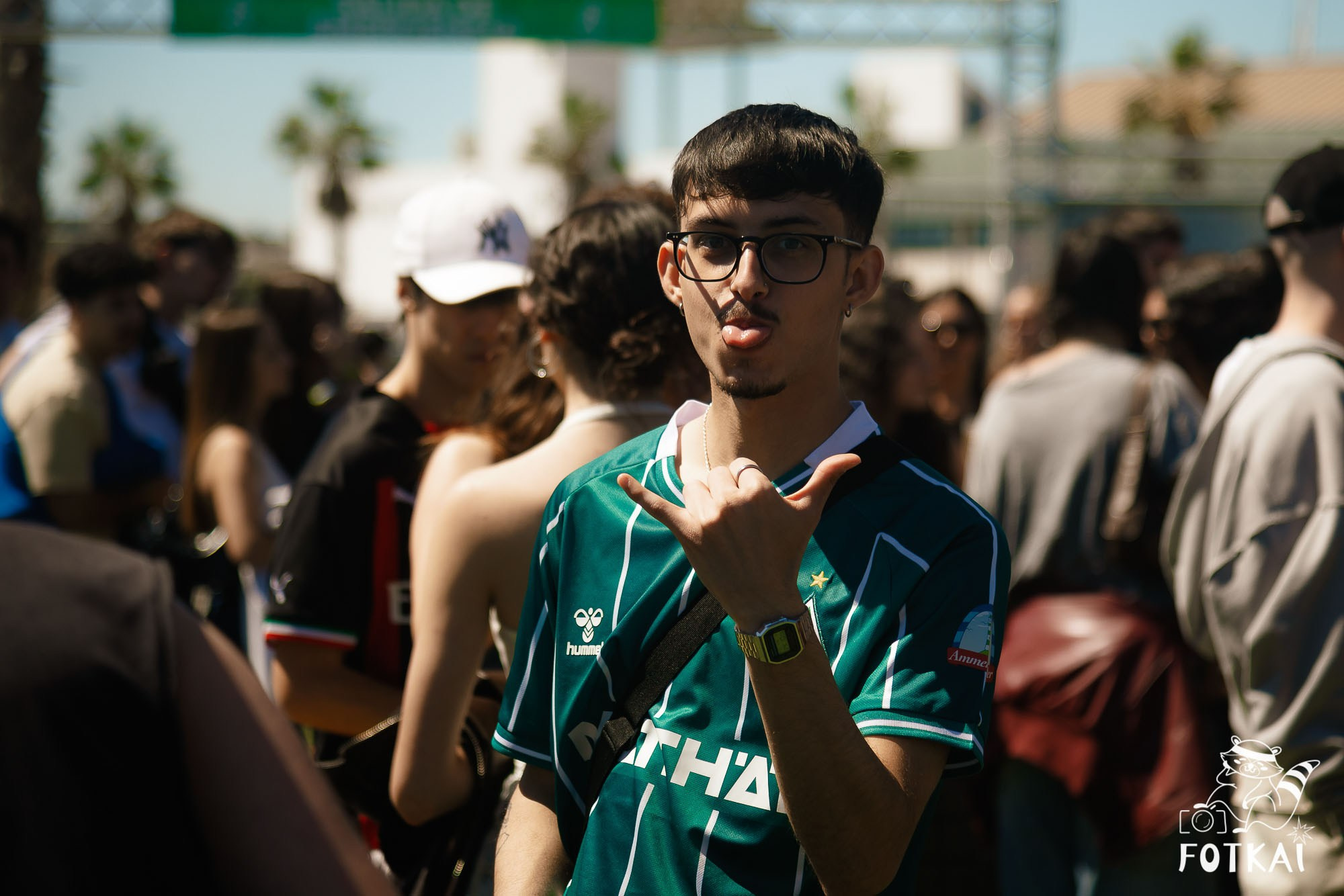 Costa Sonora 2026 Alicante Day 1 Photos — Find Yourself, Friends and Festival Crowd | FOTKAI