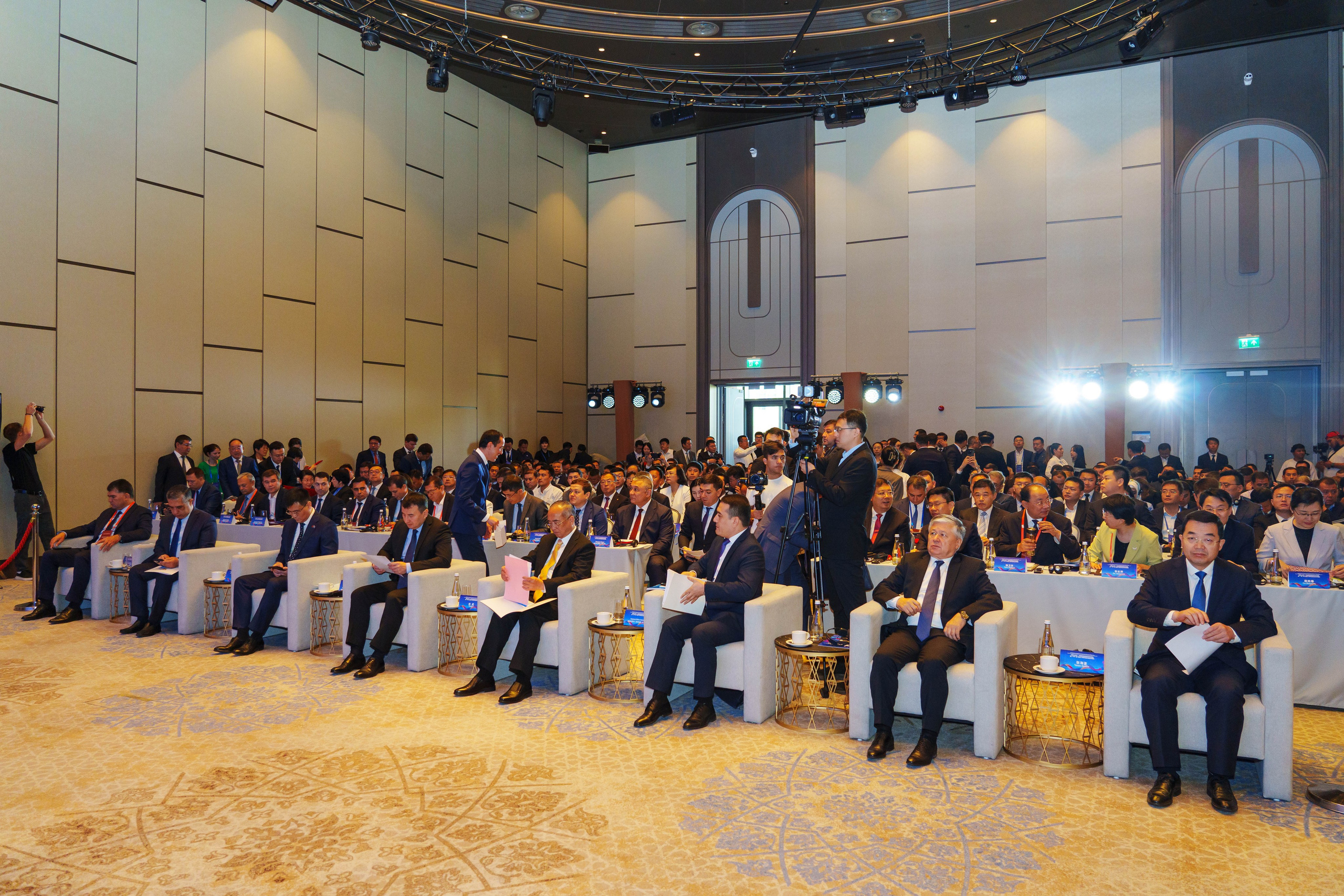 Конференция по сотрудничеству и обмену Китай (Шаньдун) — Узбекистан. Георгий Намазов | Фотограф в Ташкенте
