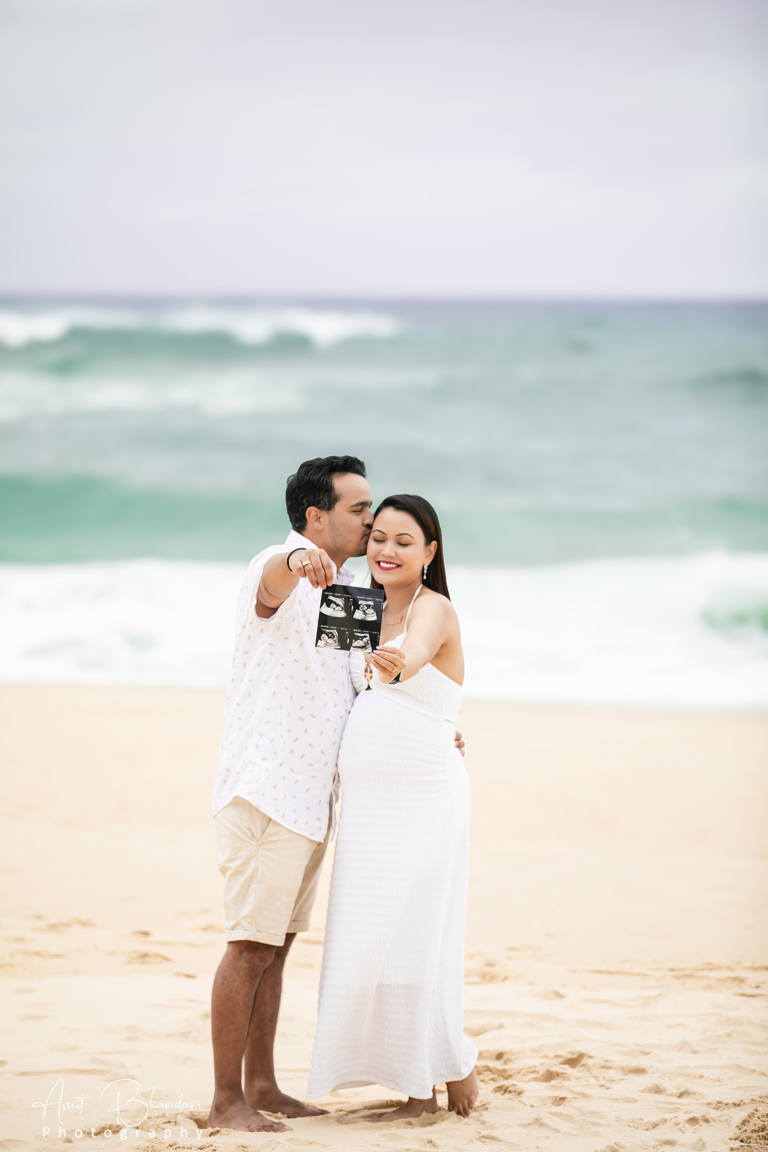 Outdoor Maternity Photoshoot. Freelance Photographer in Newcastle & Central Coast