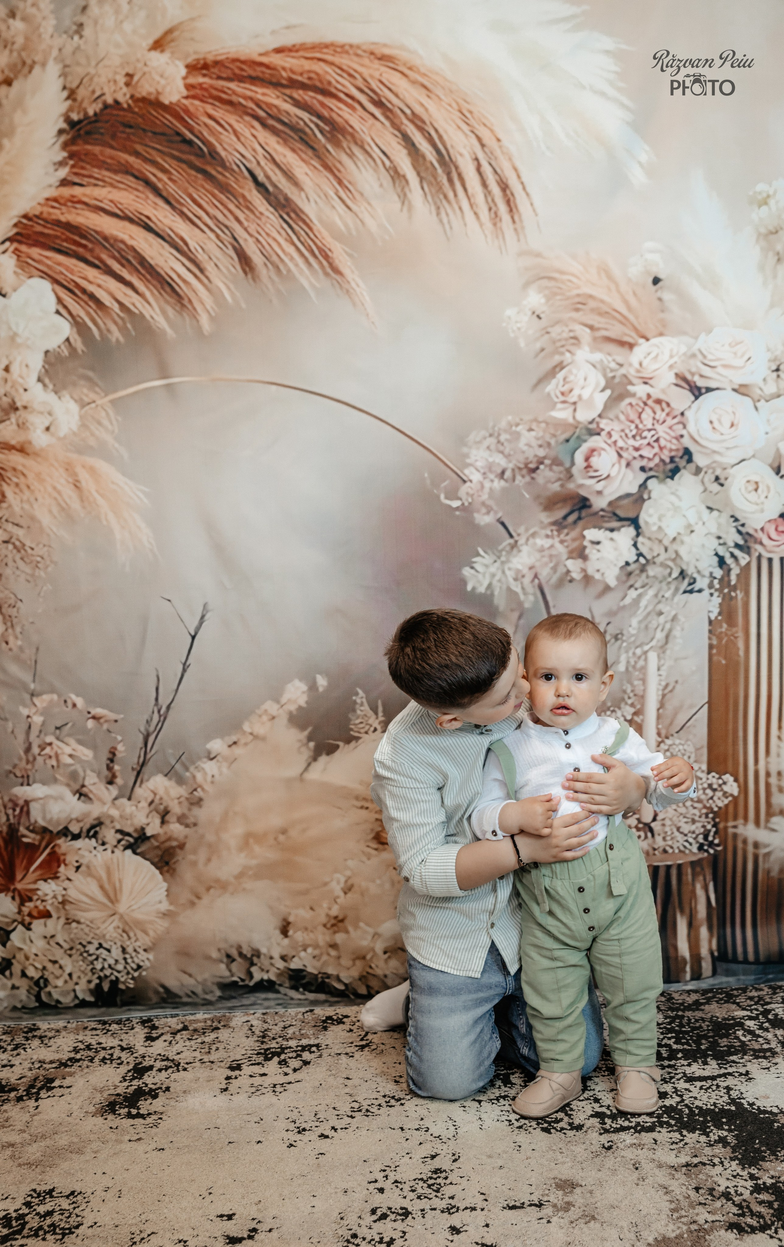 Smash the cake. Razvan Peiu Photography, dincolo de fotografie!