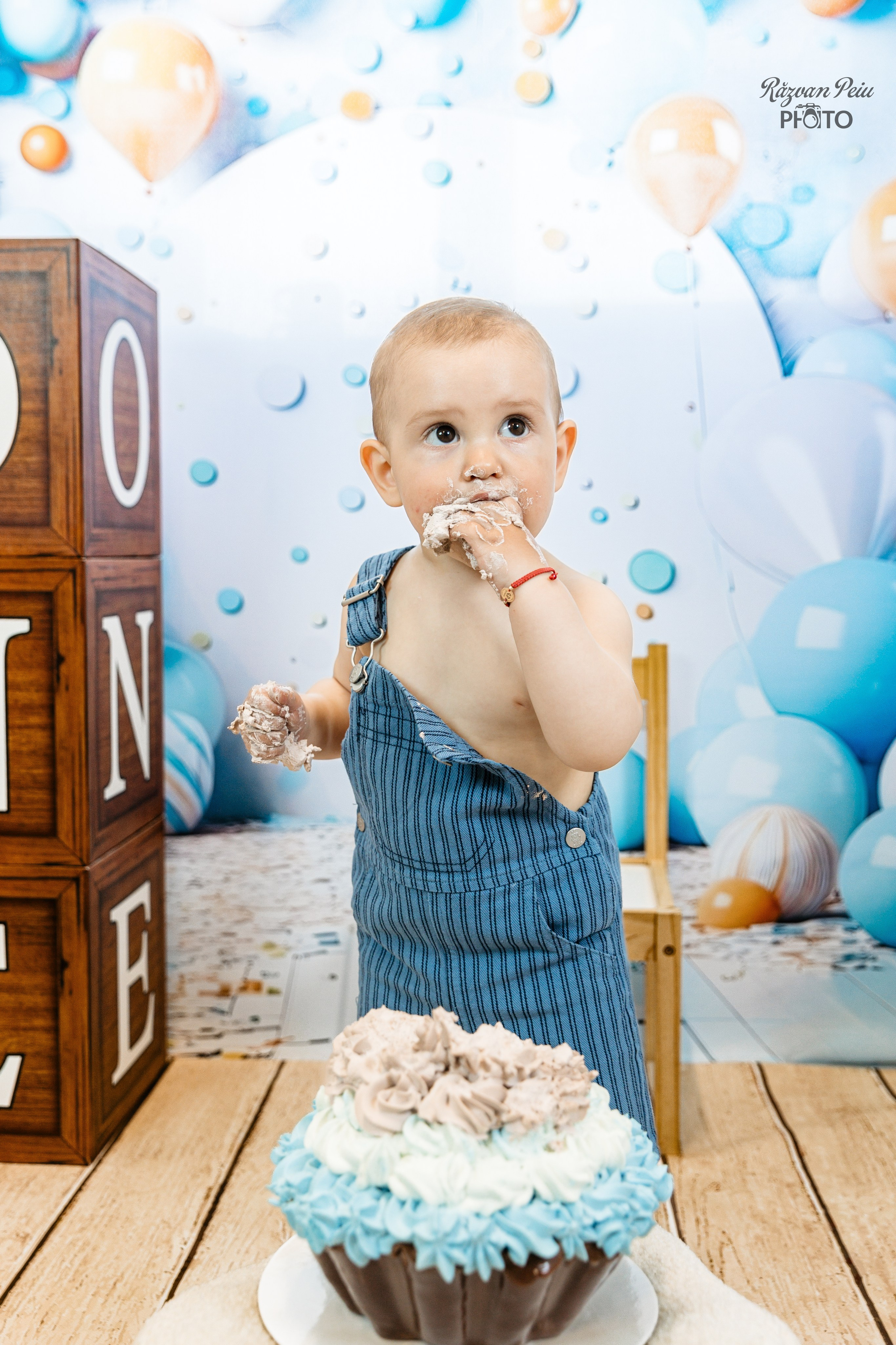 Smash the cake. Razvan Peiu Photography, dincolo de fotografie!