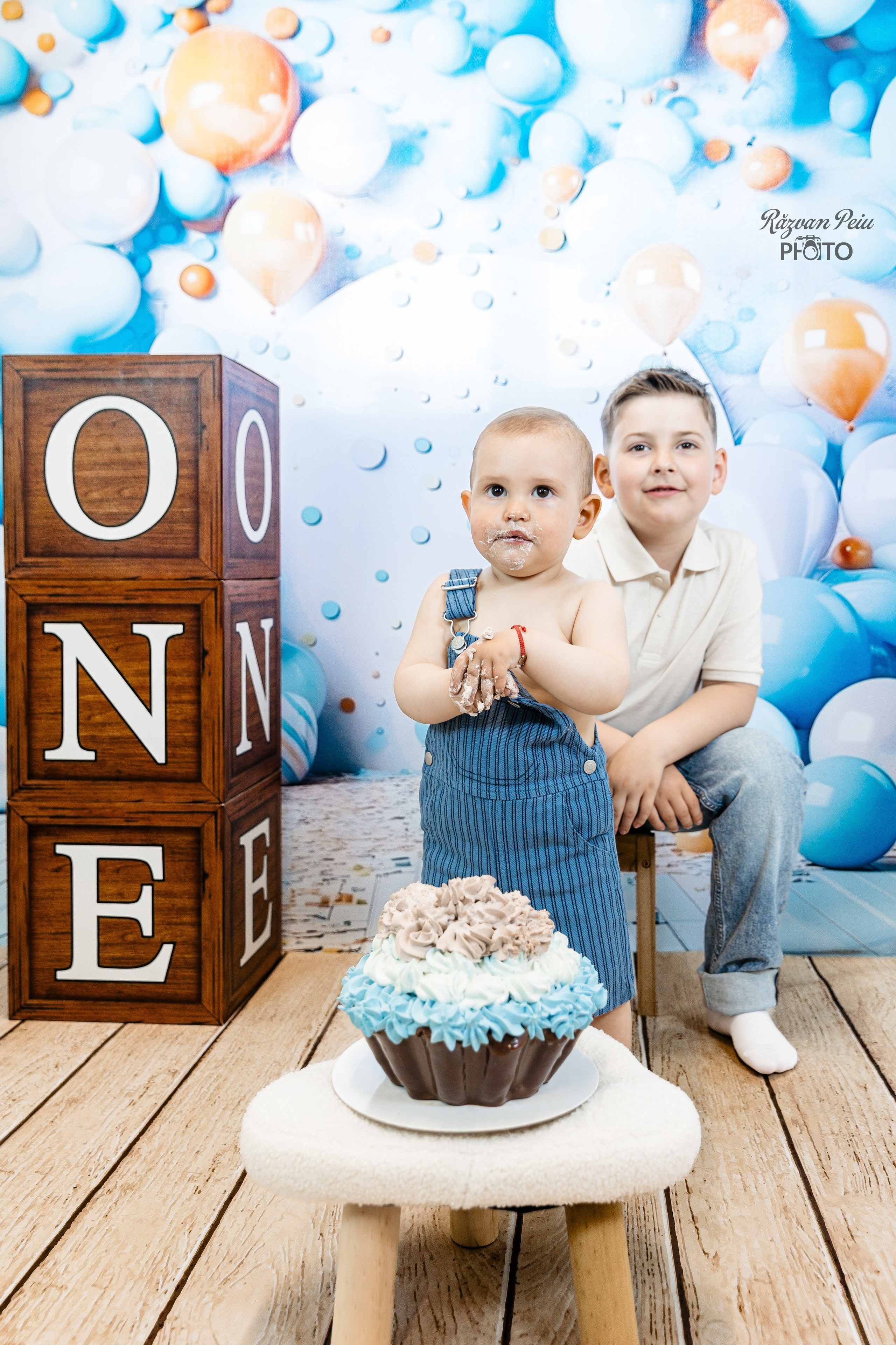Smash the cake. Razvan Peiu Photography, dincolo de fotografie!