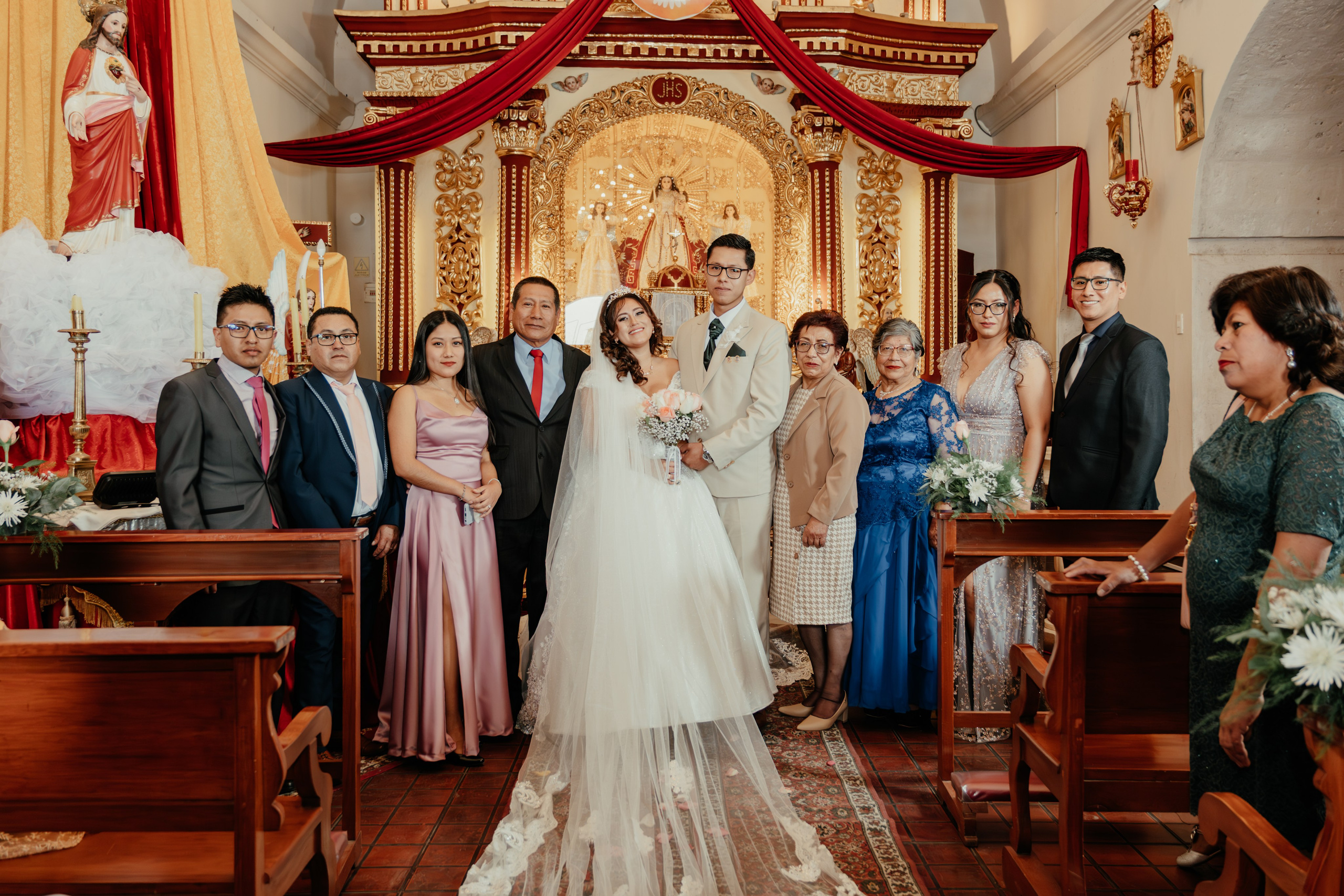 ANGIE + MANUEL BODA RELIGIOSA. Studio KVTA | Fotografía y Video de Bodas en Arequipa