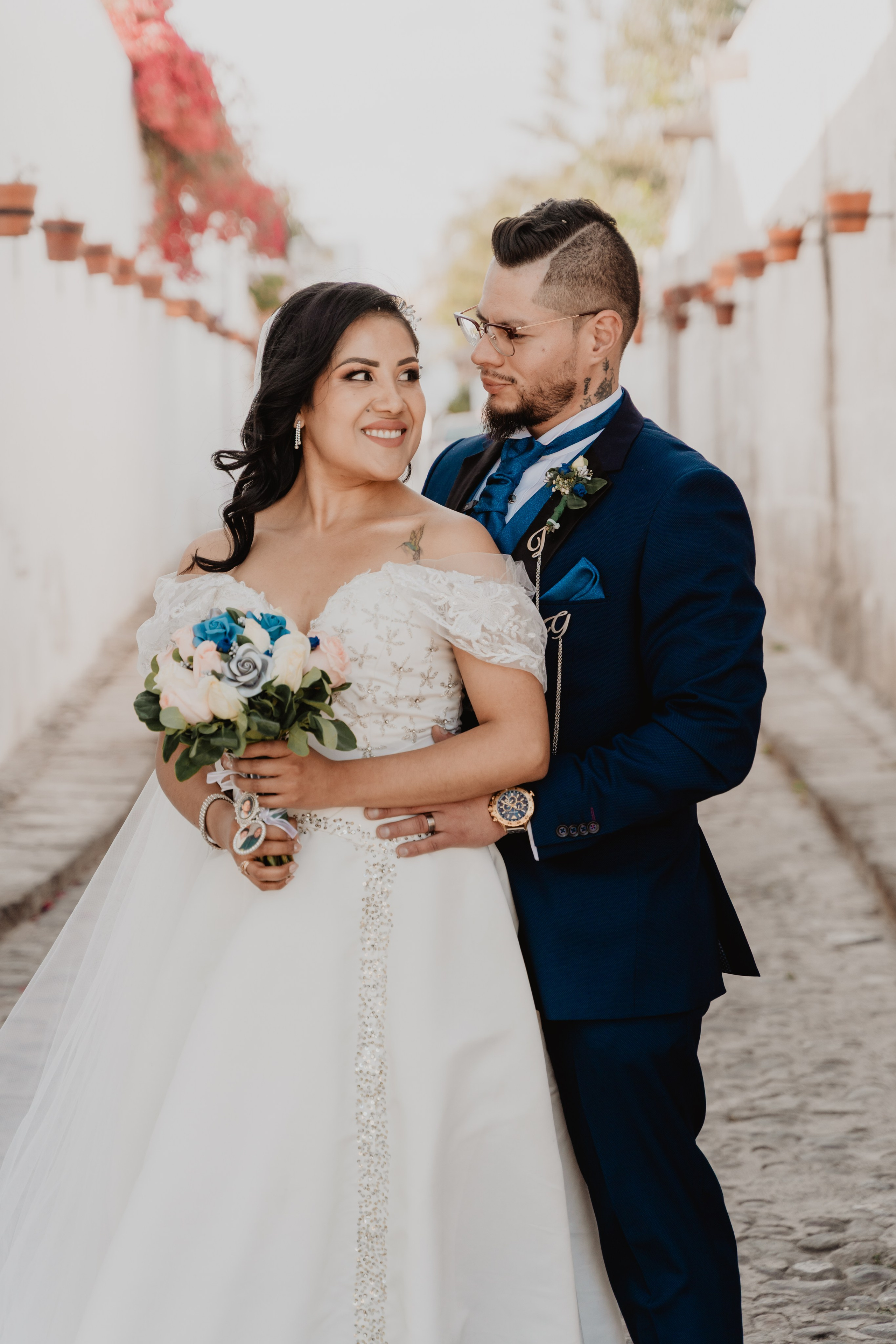 GABRIELA + JORGE | BODA CIVIL RELIGIOSA. Studio KVTA | Fotografía y Video de Bodas en Arequipa