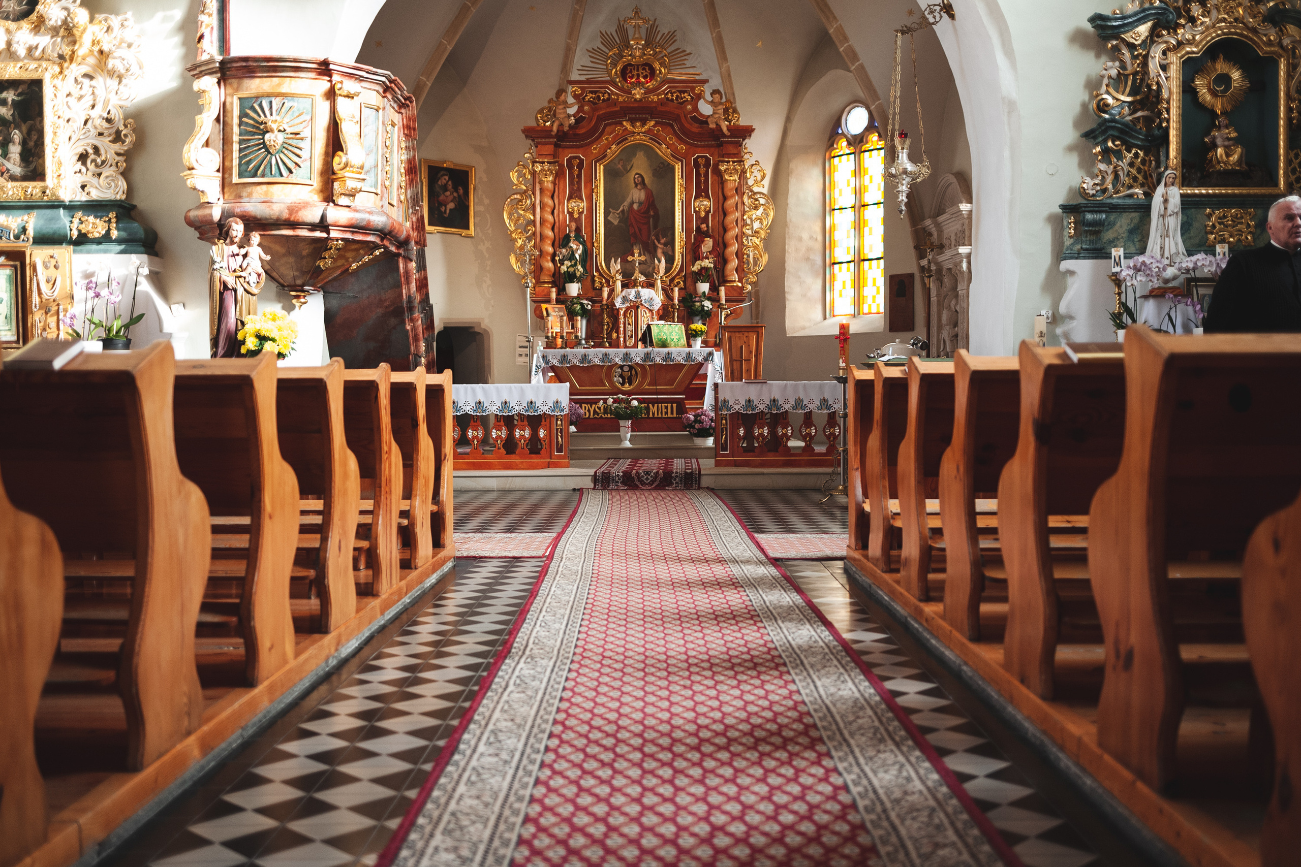 Chrzest dziecięcy Kościół Piotrowice | Fotograf we Wroclawiu. Dimitri Ilkov Photography — Capturing Life’s Moments in Edmonton, Cana