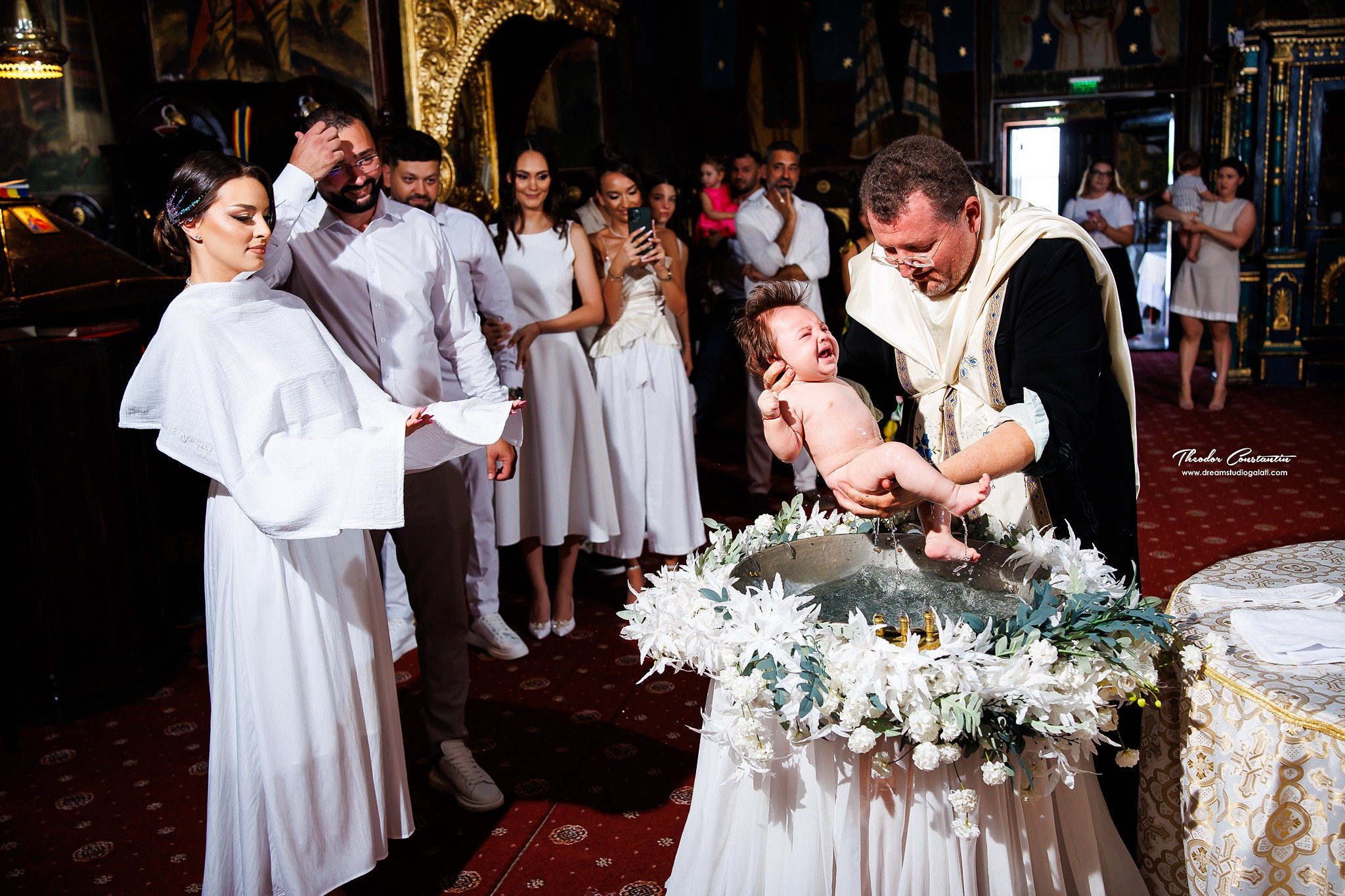 Botez. Dream Studio Galați – ședințe foto profesionale pentru familie, portrete și evenimente