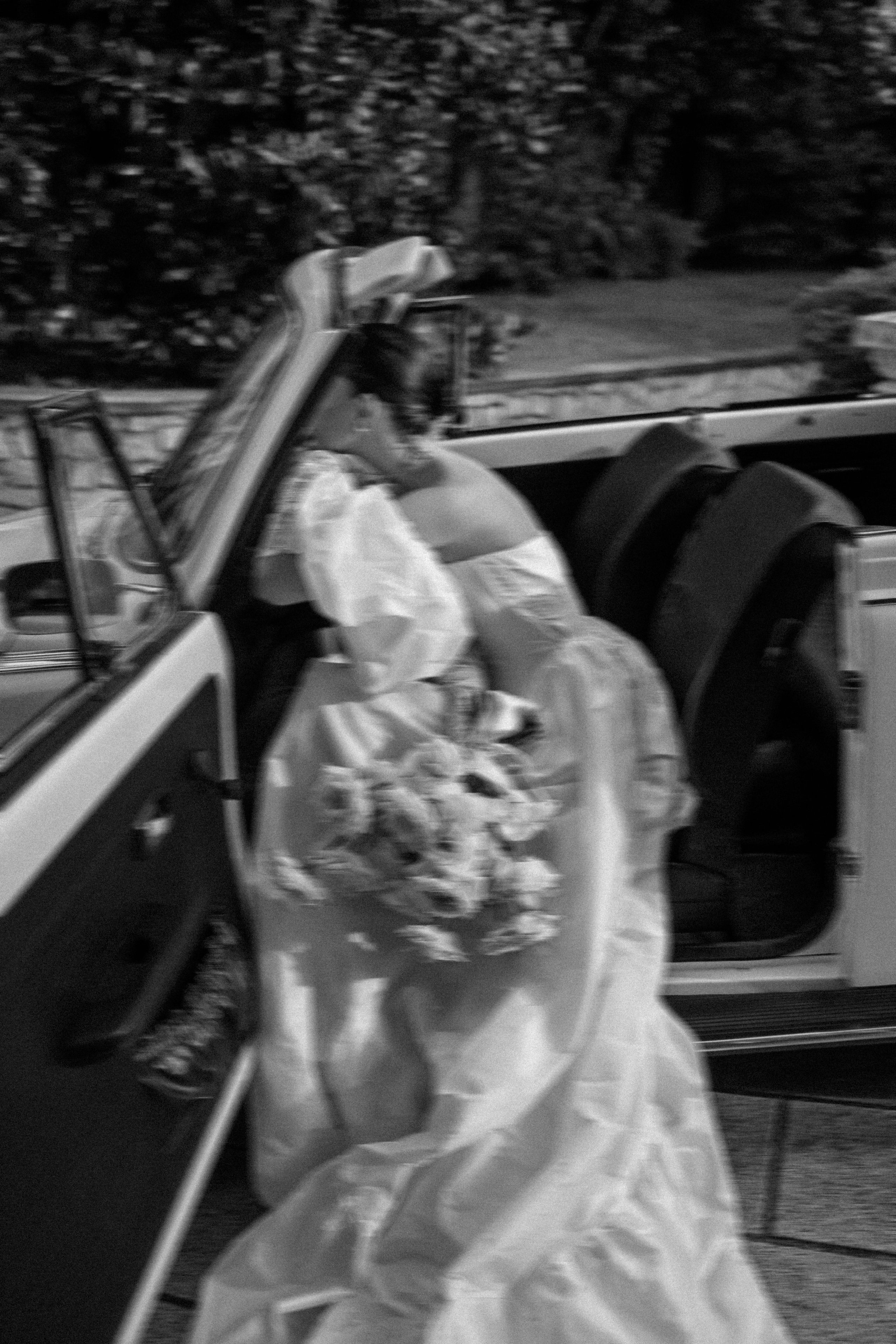 Intimate wedding in Italy / Lake Como. Wedding photographer Como Lake, Italy
