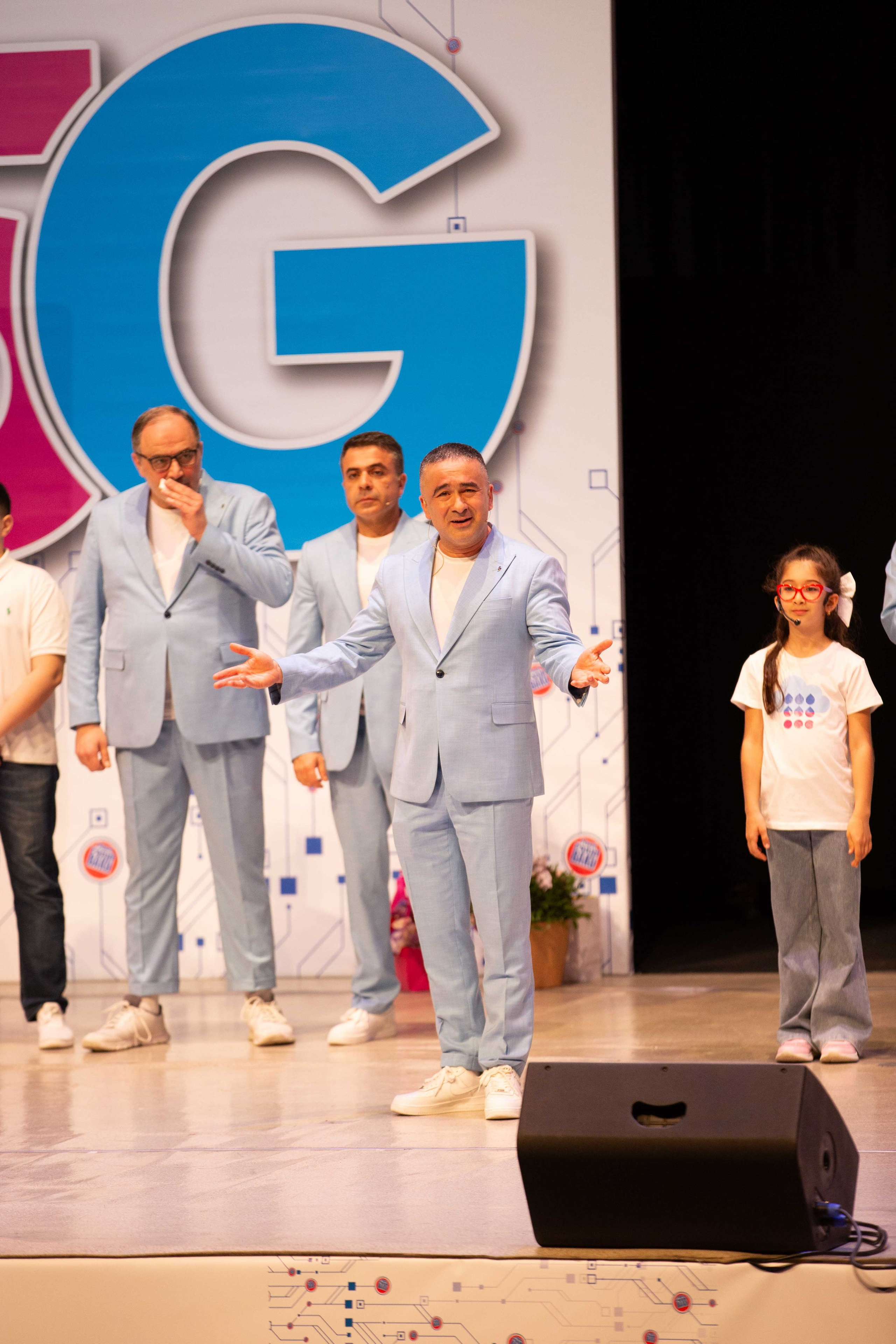 PLANET PARNI IZ BAKU. Wedding&Event photographer Ismail Rzayev in Baku