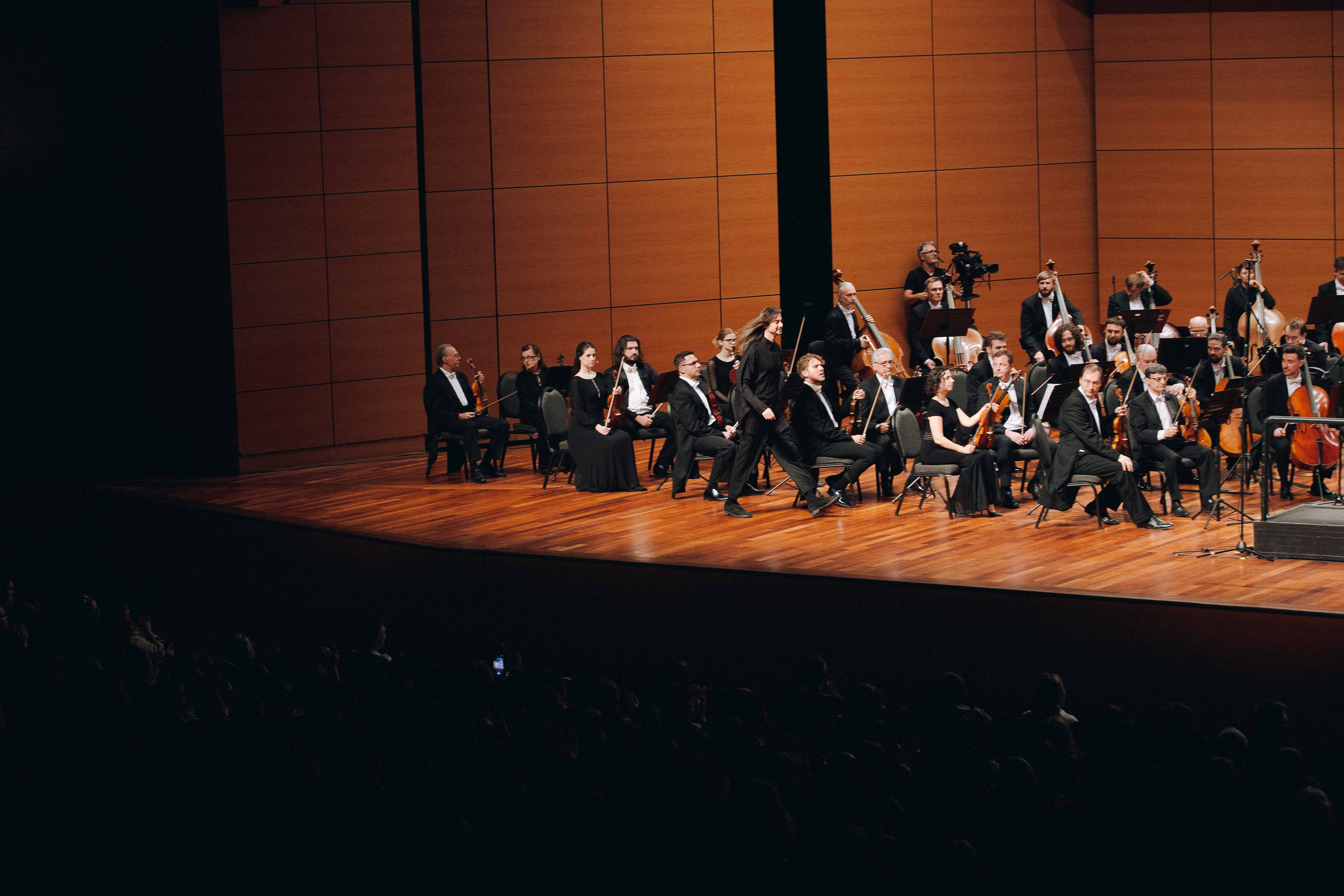 The Tchaikovsky Academic Grand Symphony Orchestra in Istanbul. Wedding&Event photographer Ismail Rzayev in Baku