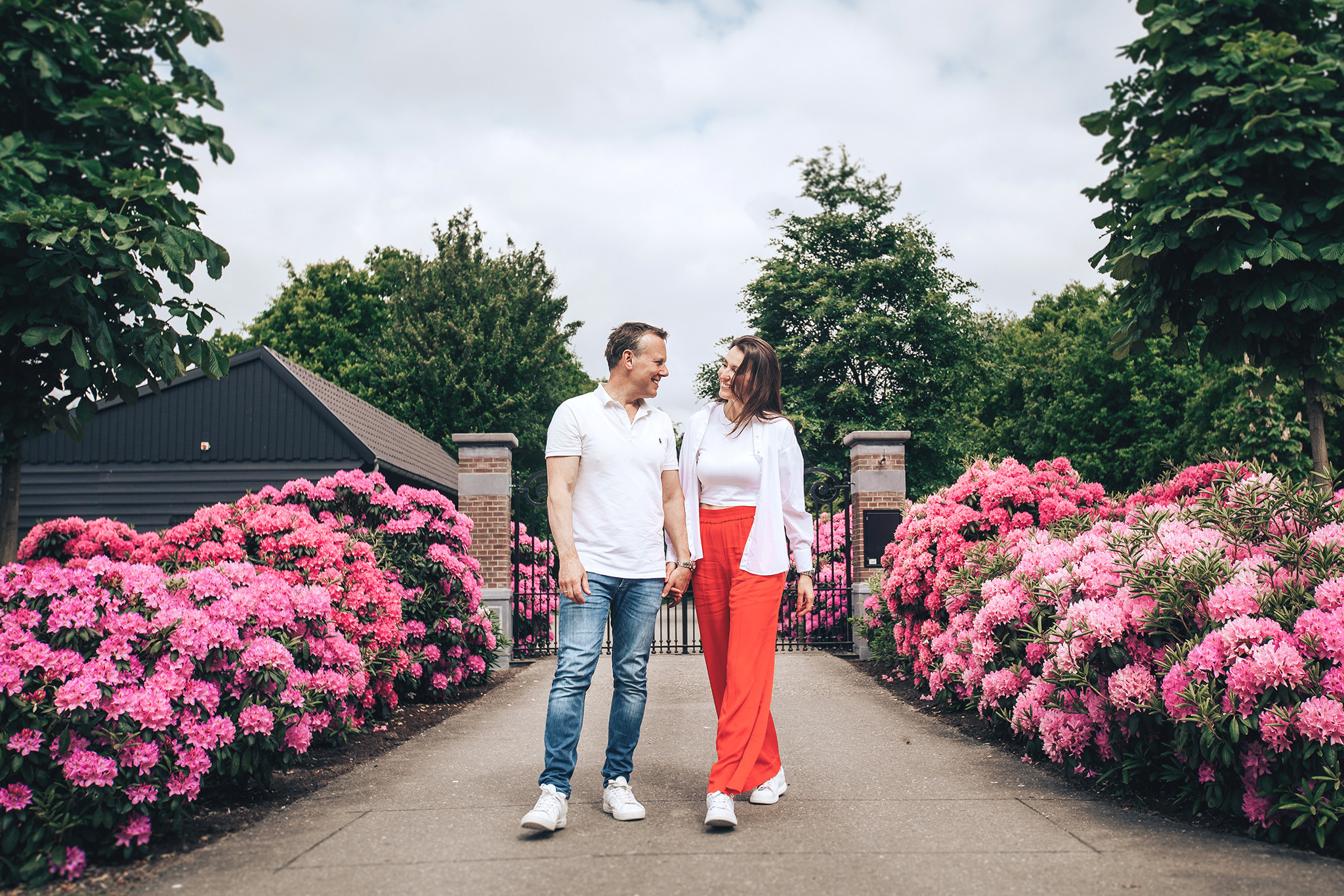 Catch me if you can!. Amina Gunenc - bruiloft- en familie fotograaf in Nederland