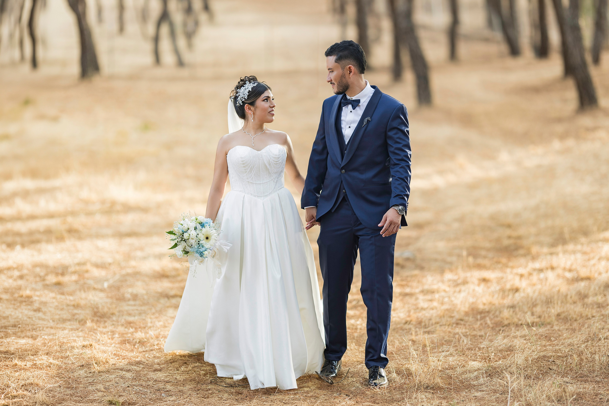 BRYAN & JESENIA. Estudio fotográfico Torrejón de Ardoz para todo tipo de eventos