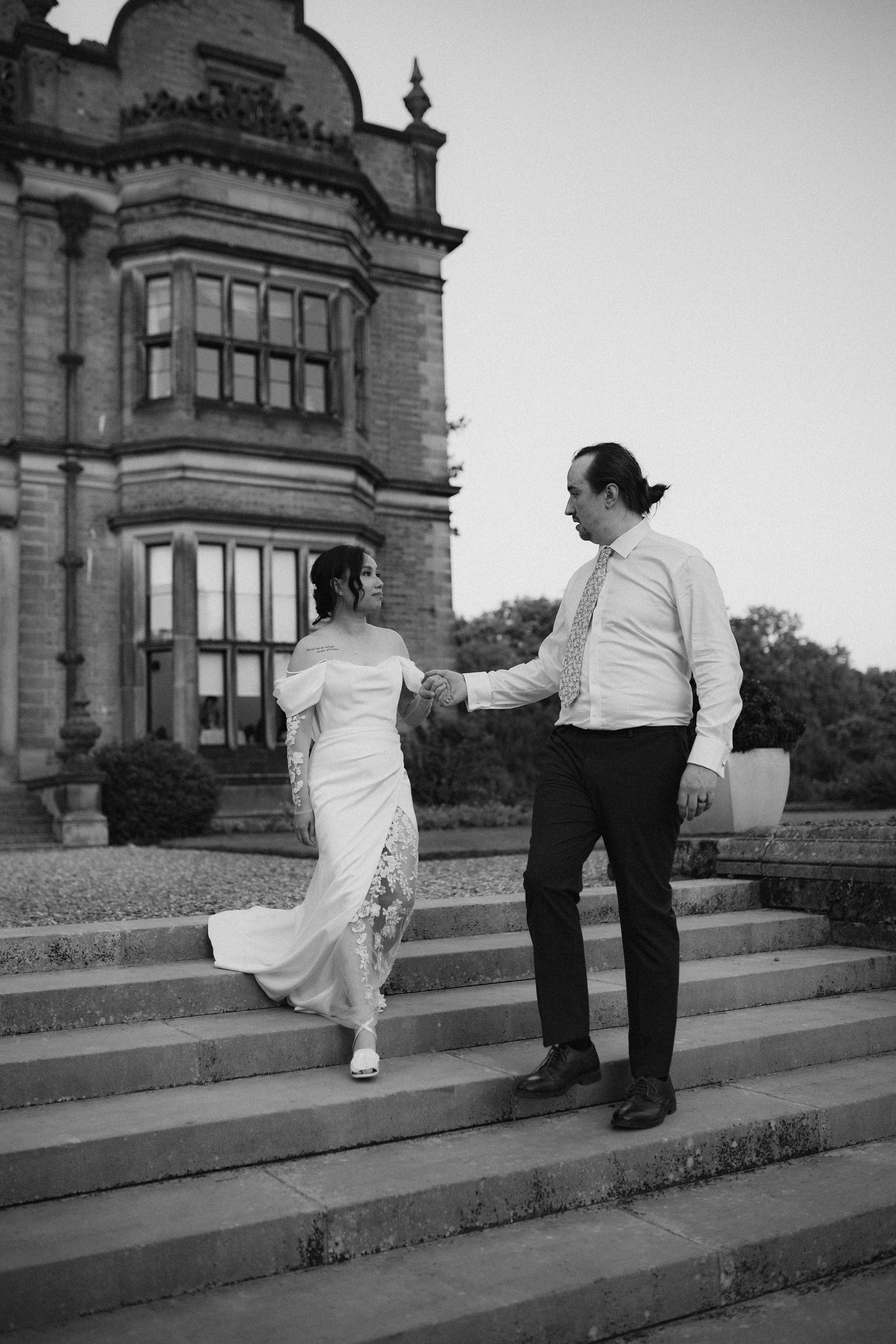 Matthew and Trinh. Wedding and Portrait Photographer Evie Moon