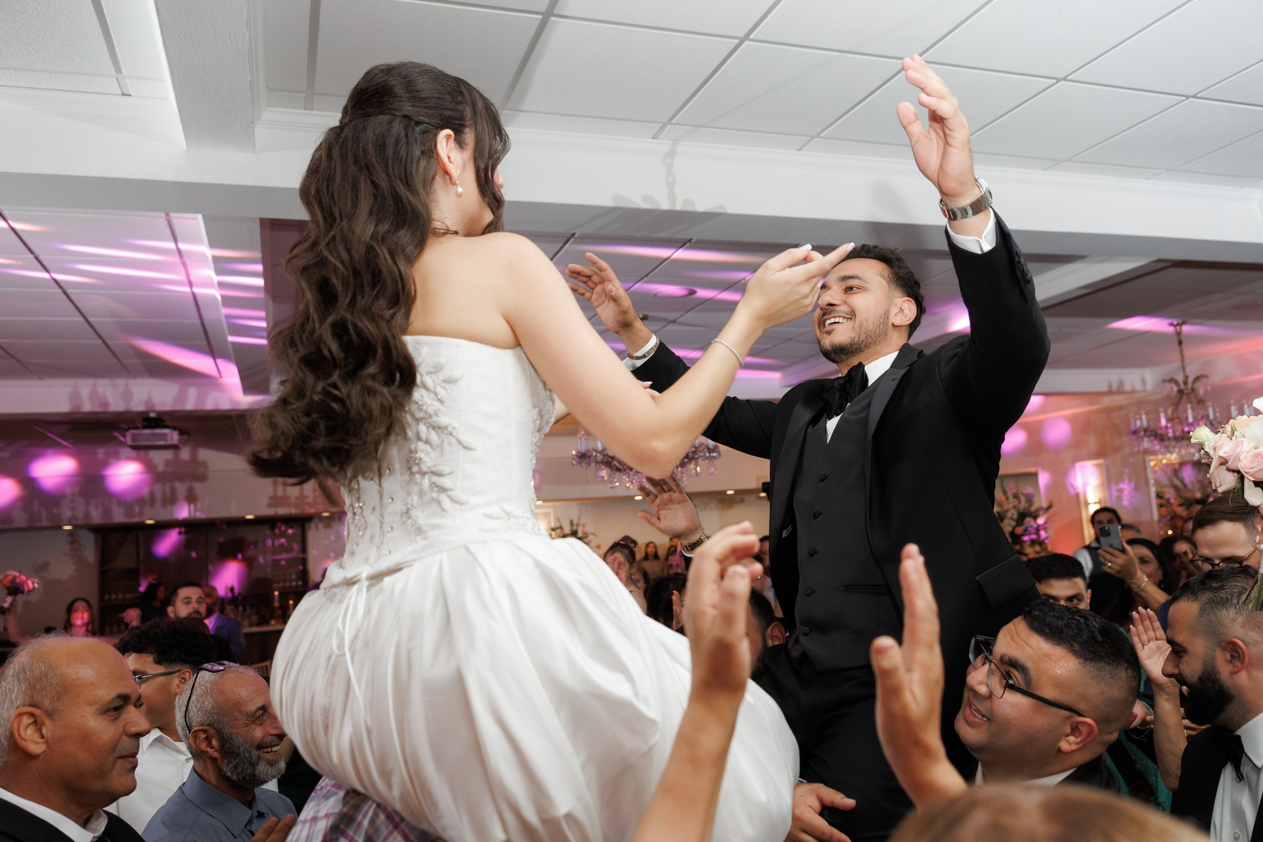 Jewel and Geovany. Wedding Photo & Video