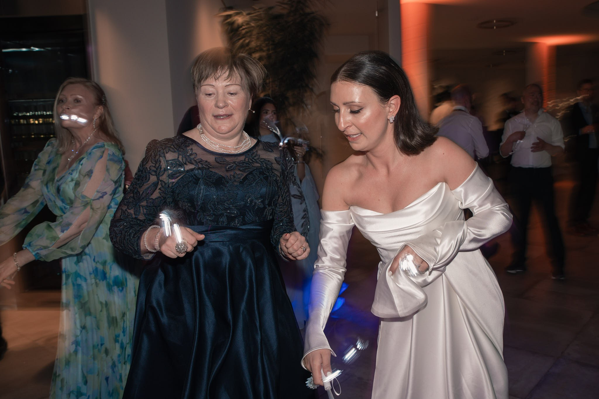 Roxie & Richard Wedding. Fotografo matrimonio Lago di Como Ferrari Media Production