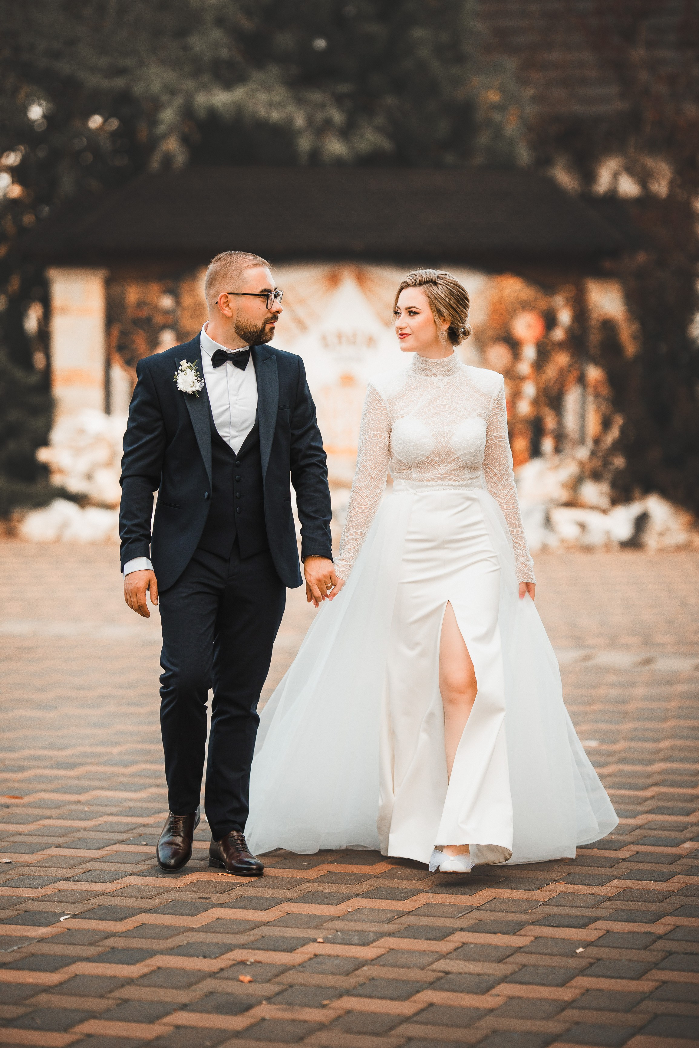 Alexandra & Florin. Vlad Aconstantinesei Photographer