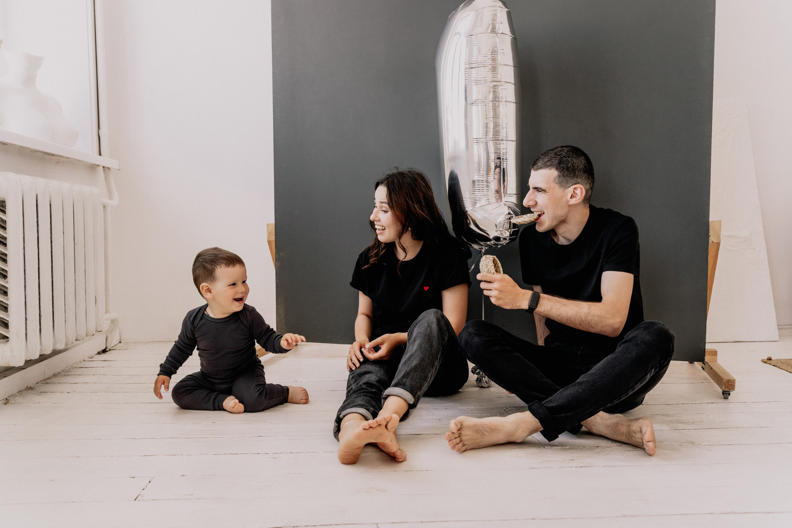 Anastasia, Jane, Sava at home. Wedding and family photographer and videographer PA, NJ, NY, DE, MD