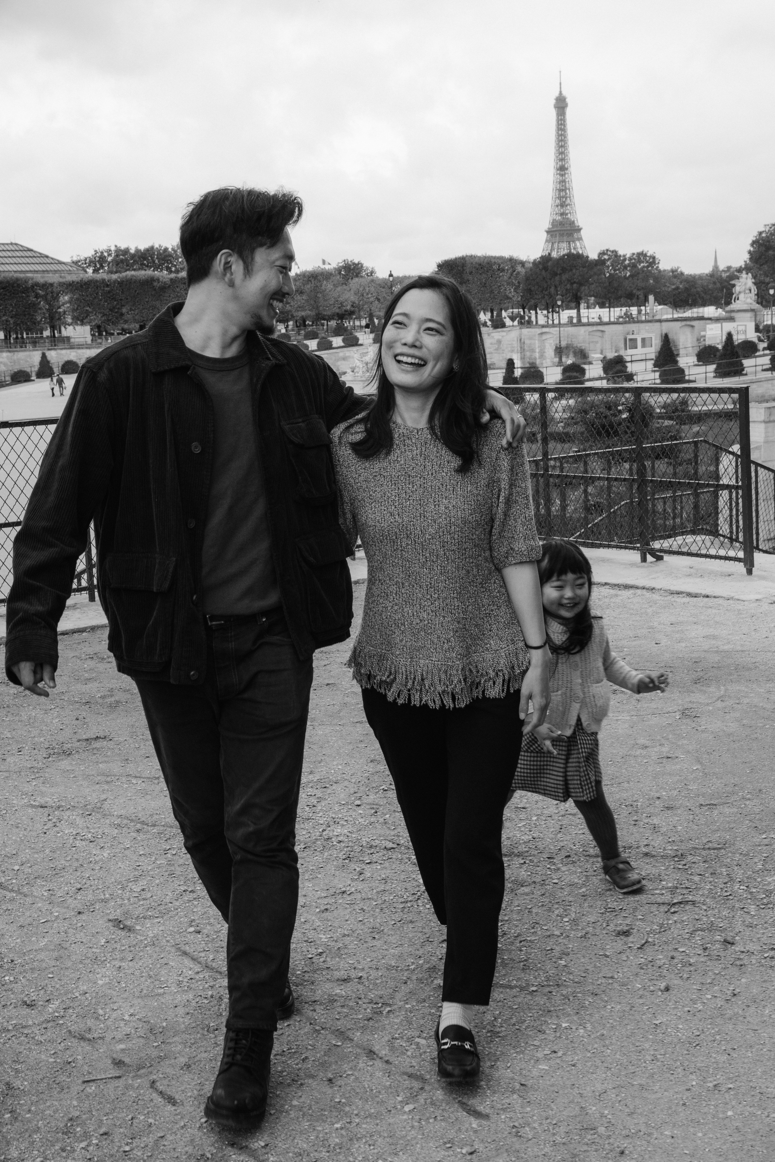 Family Photoshoot in Paris — Natural Lifestyle Photography. Paris Wedding Photographer