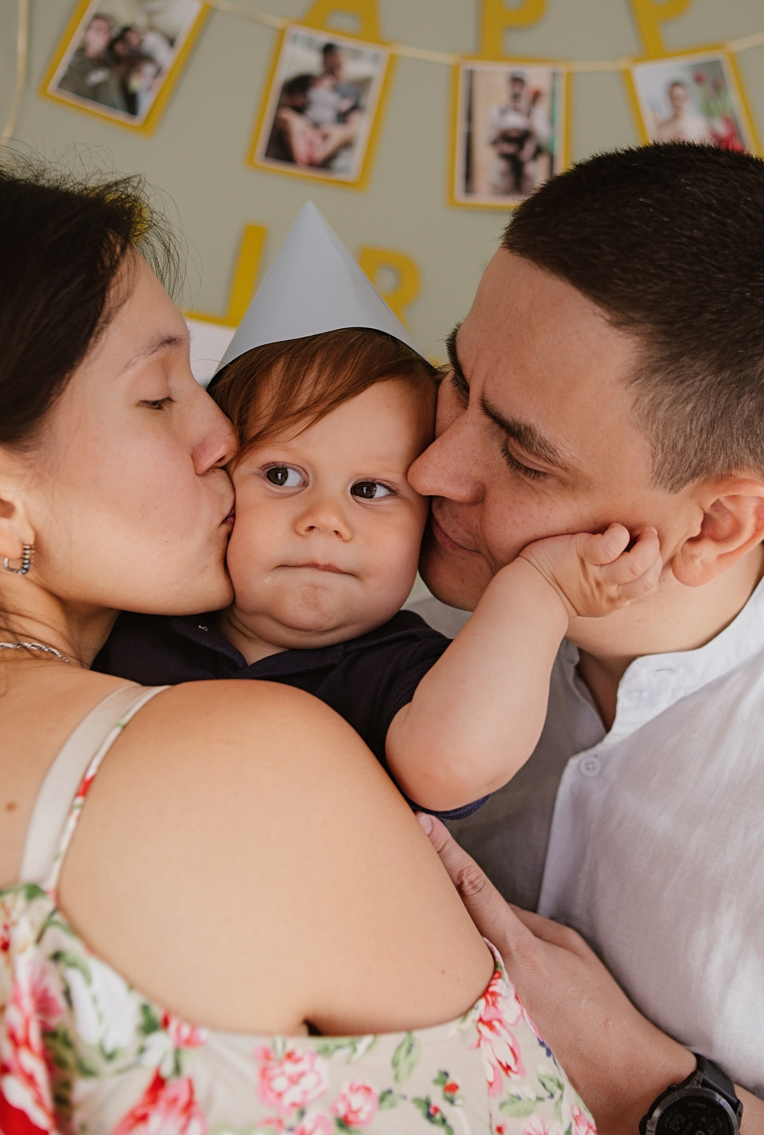 Aniversário do 1 ano. Fotógrafo de família e crianças