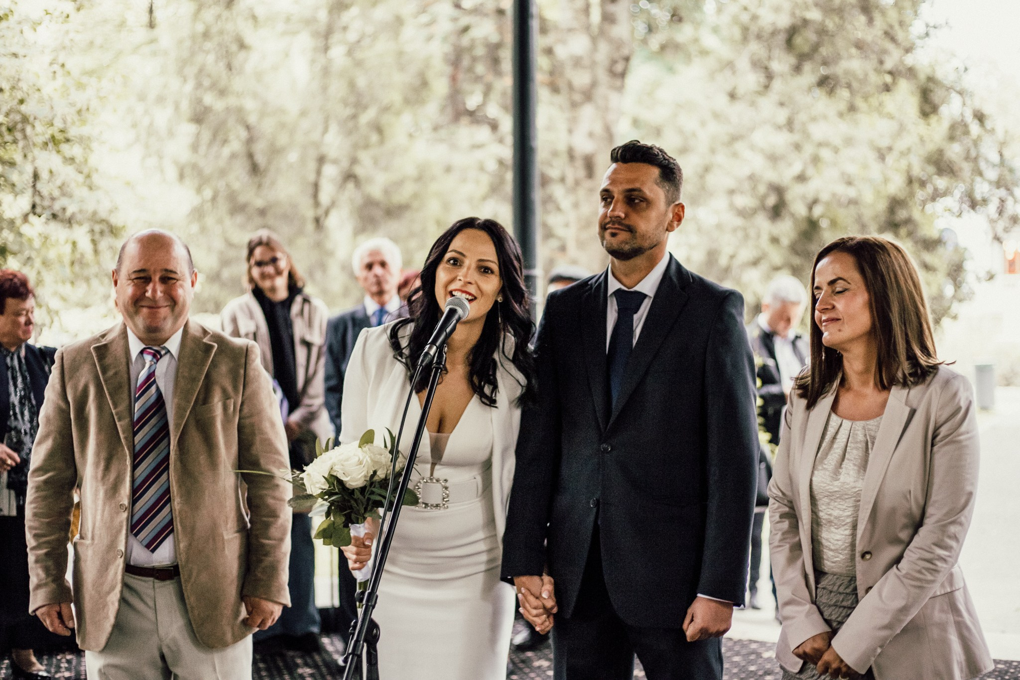 Fotograf stare civila la foisorul din Parcul Central din Cluj-Napoca. Horatiu Fat: Fotograf si Videograf Profesionist Nunta Cluj-Napoca