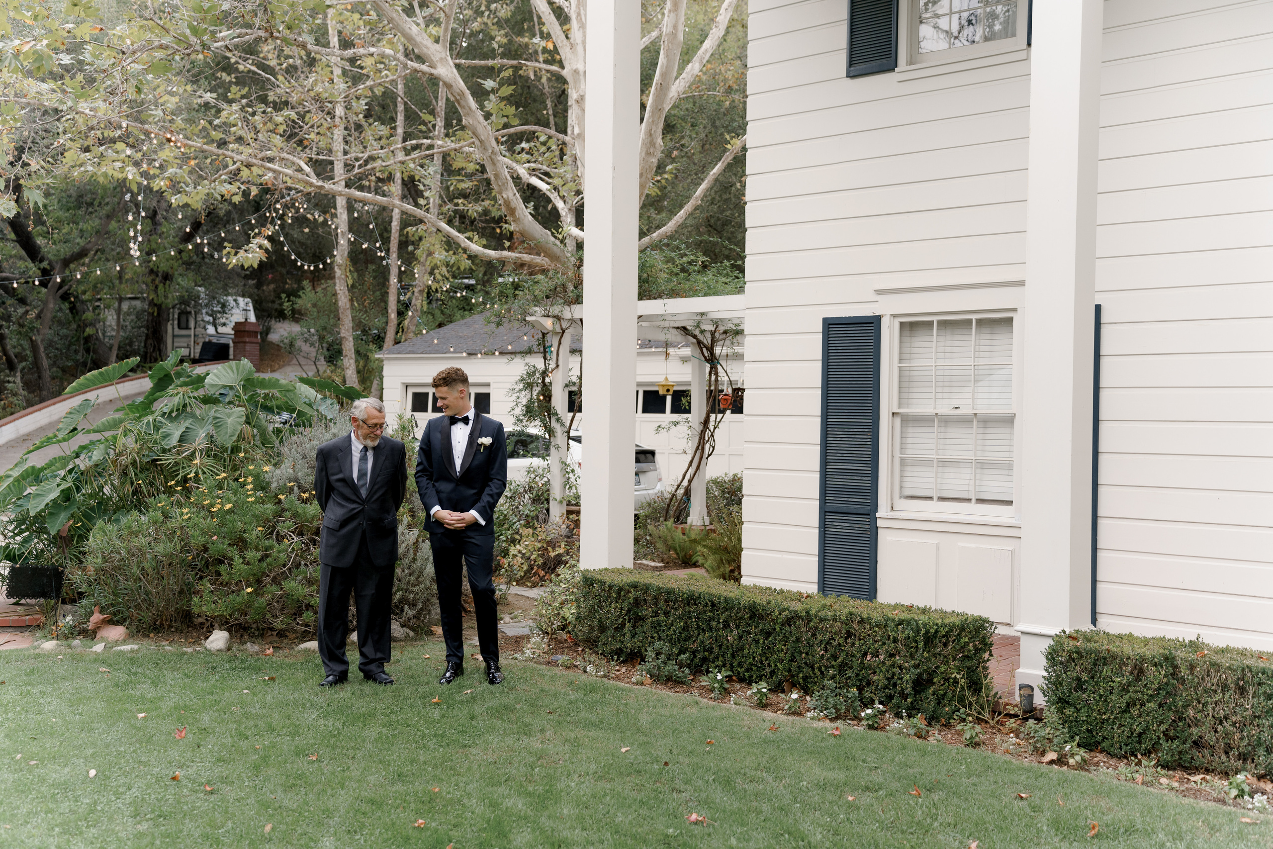 Anna and Joe’s Cozy Backyard Wedding with Jewish Traditions. Wedding photographer and videographer New York | New Jersey