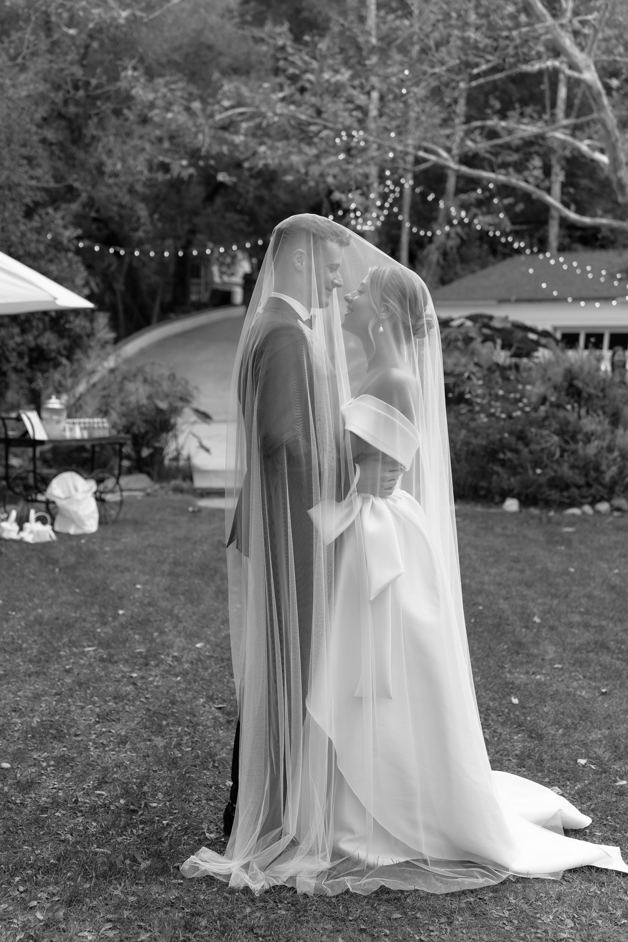 Anna and Joe’s Cozy Backyard Wedding with Jewish Traditions. Wedding photographer and videographer New York | New Jersey