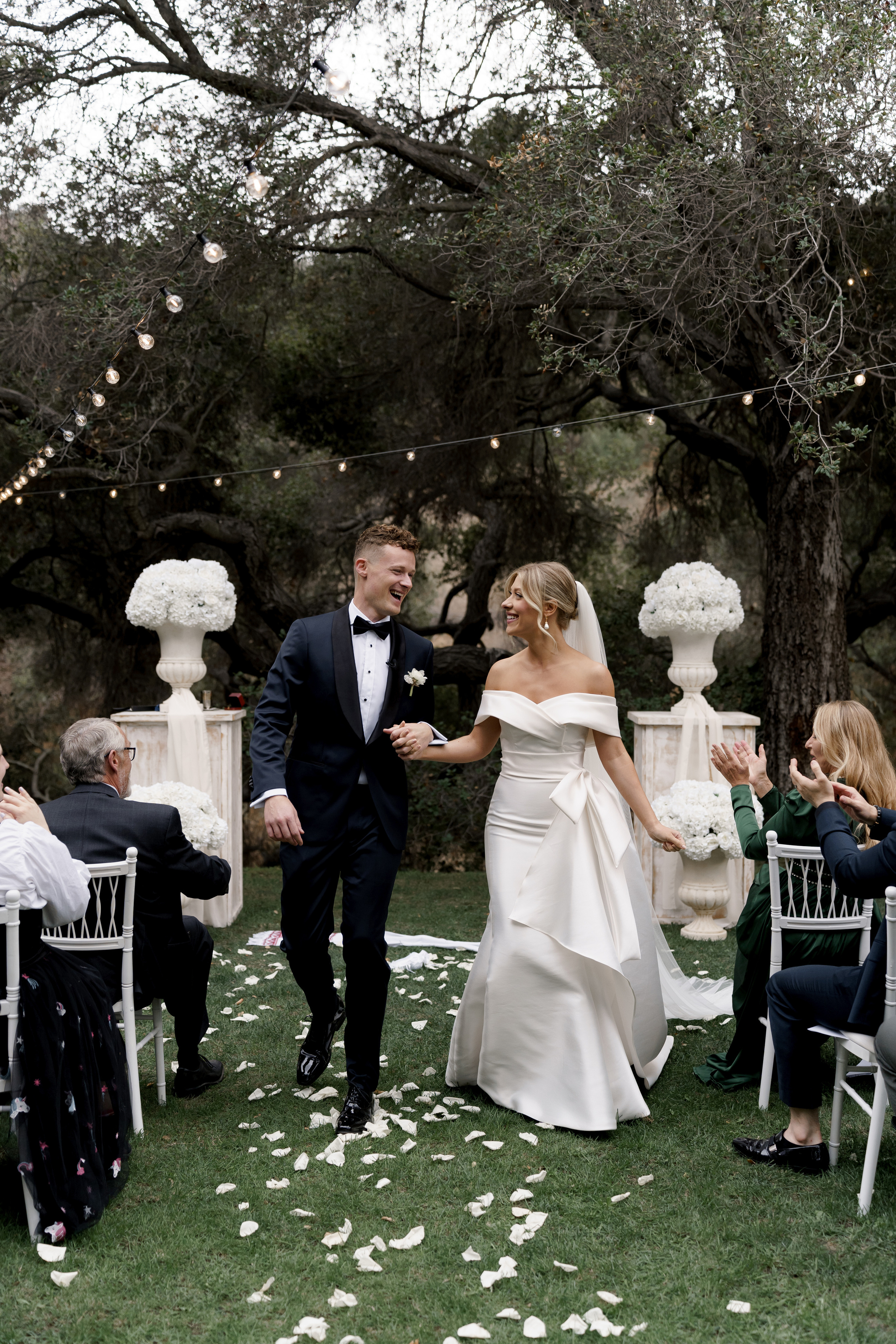 Anna and Joe’s Cozy Backyard Wedding with Jewish Traditions. Wedding photographer and videographer New York | New Jersey