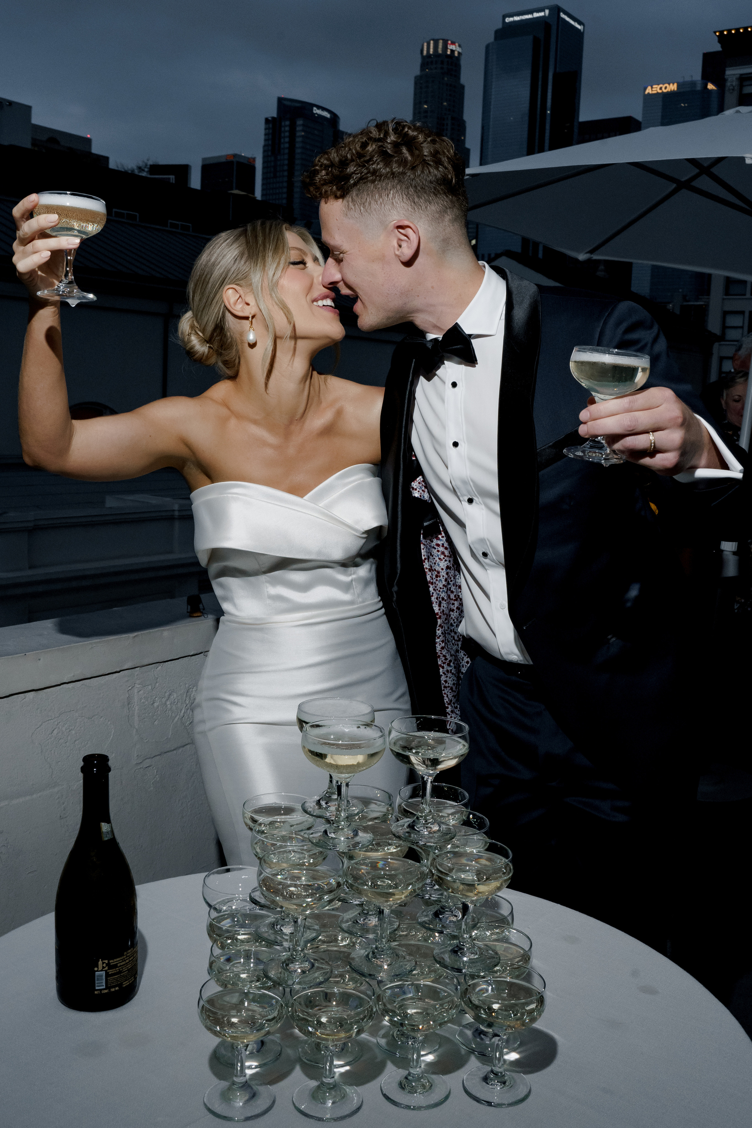 Anna and Joe’s Cozy Backyard Wedding with Jewish Traditions. Wedding photographer and videographer New York | New Jersey