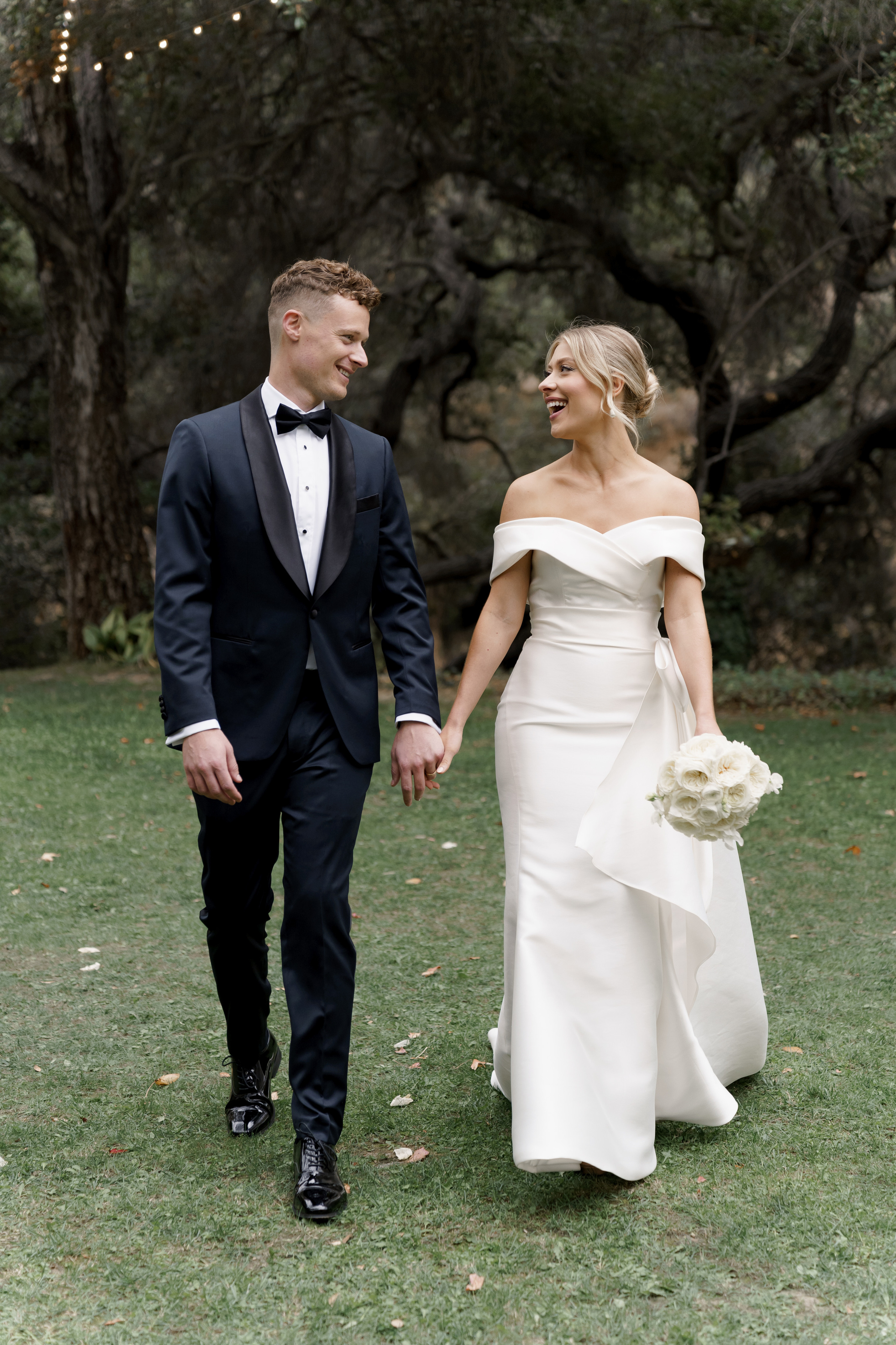 Anna and Joe’s Cozy Backyard Wedding with Jewish Traditions. Wedding photographer and videographer New York | New Jersey