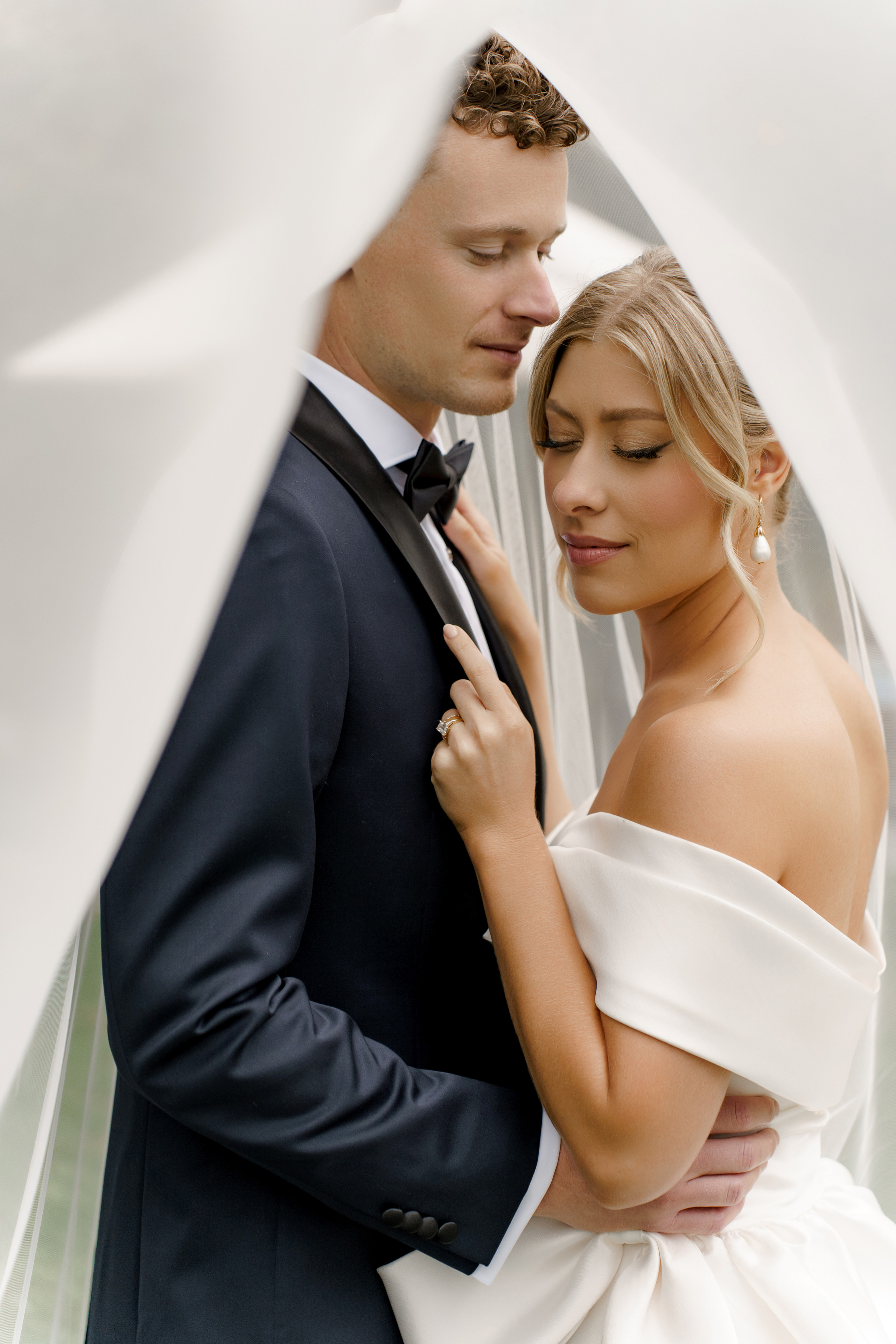 Anna and Joe’s Cozy Backyard Wedding with Jewish Traditions. Wedding photographer and videographer New York | New Jersey