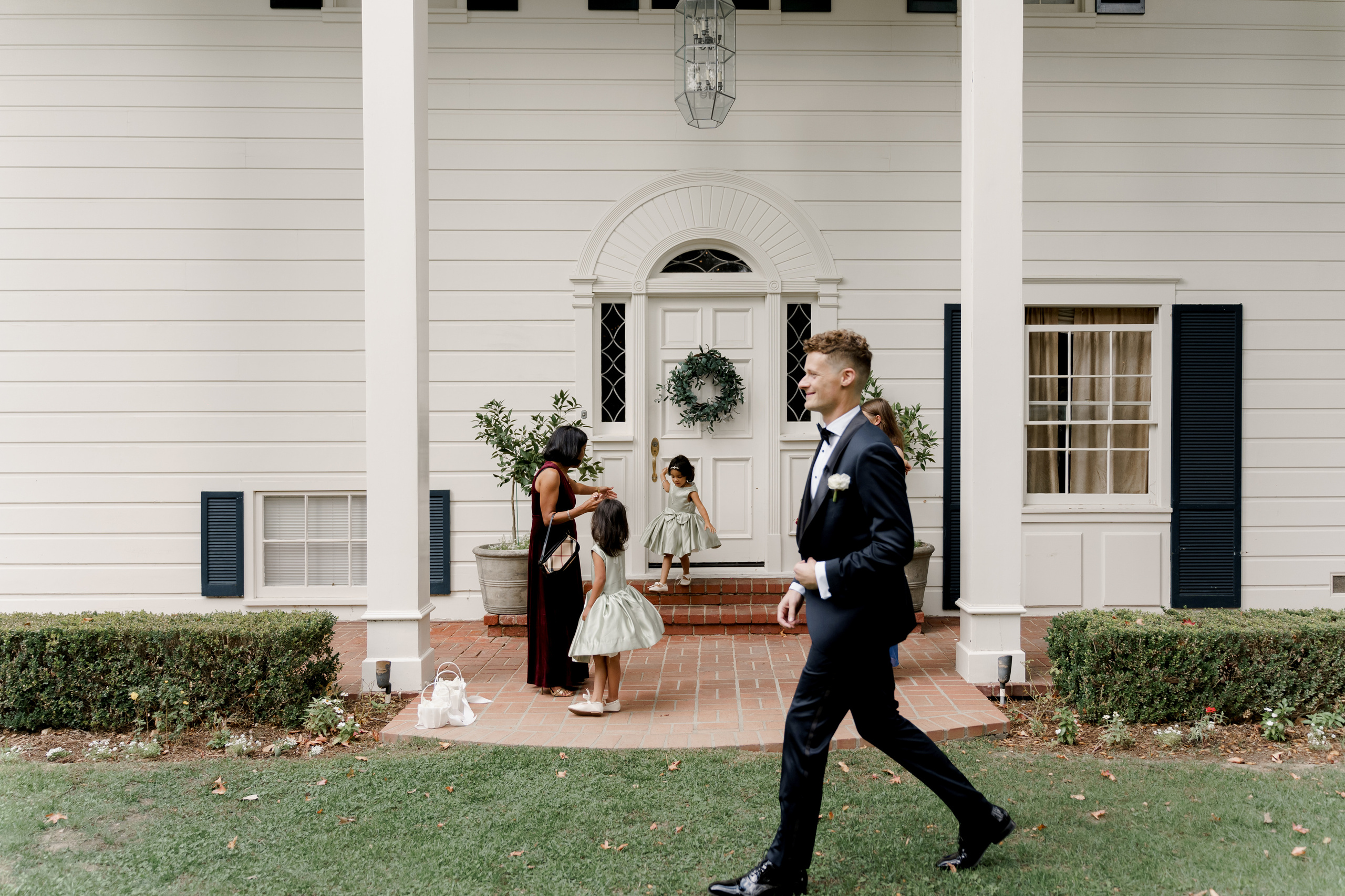 Anna and Joe’s Cozy Backyard Wedding with Jewish Traditions. Wedding photographer and videographer New York | New Jersey