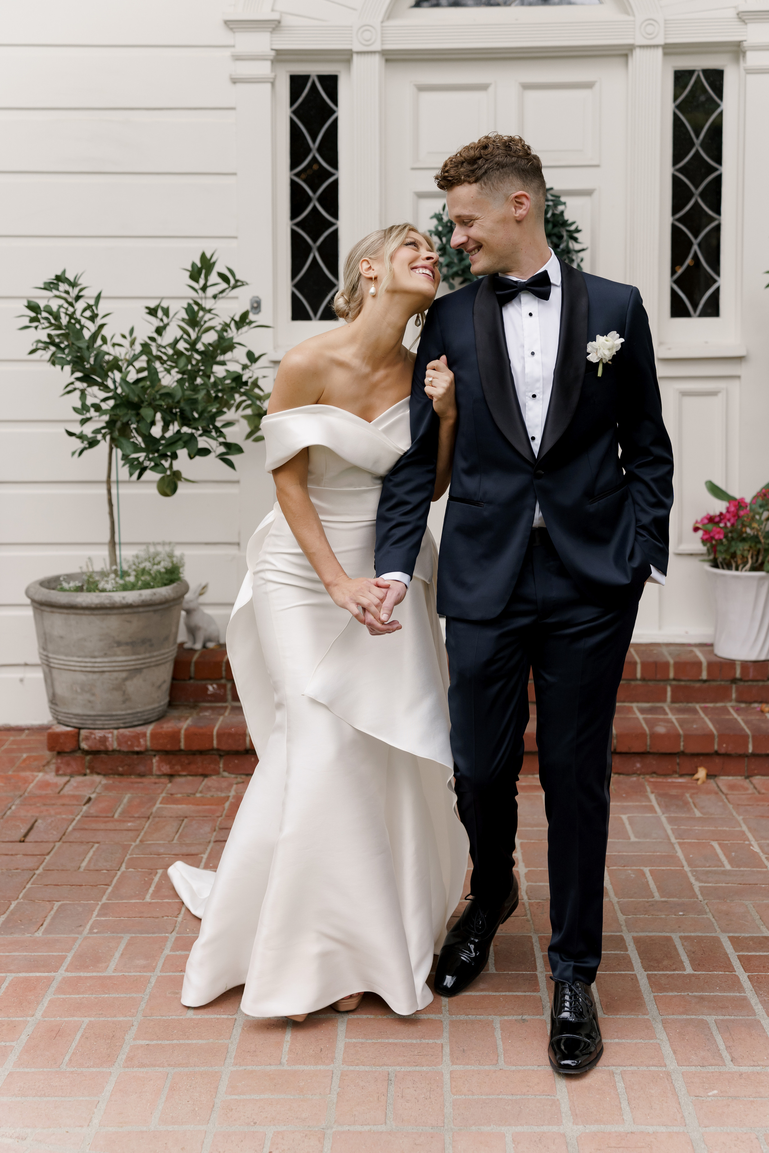 Anna and Joe’s Cozy Backyard Wedding with Jewish Traditions. Wedding photographer and videographer New York | New Jersey