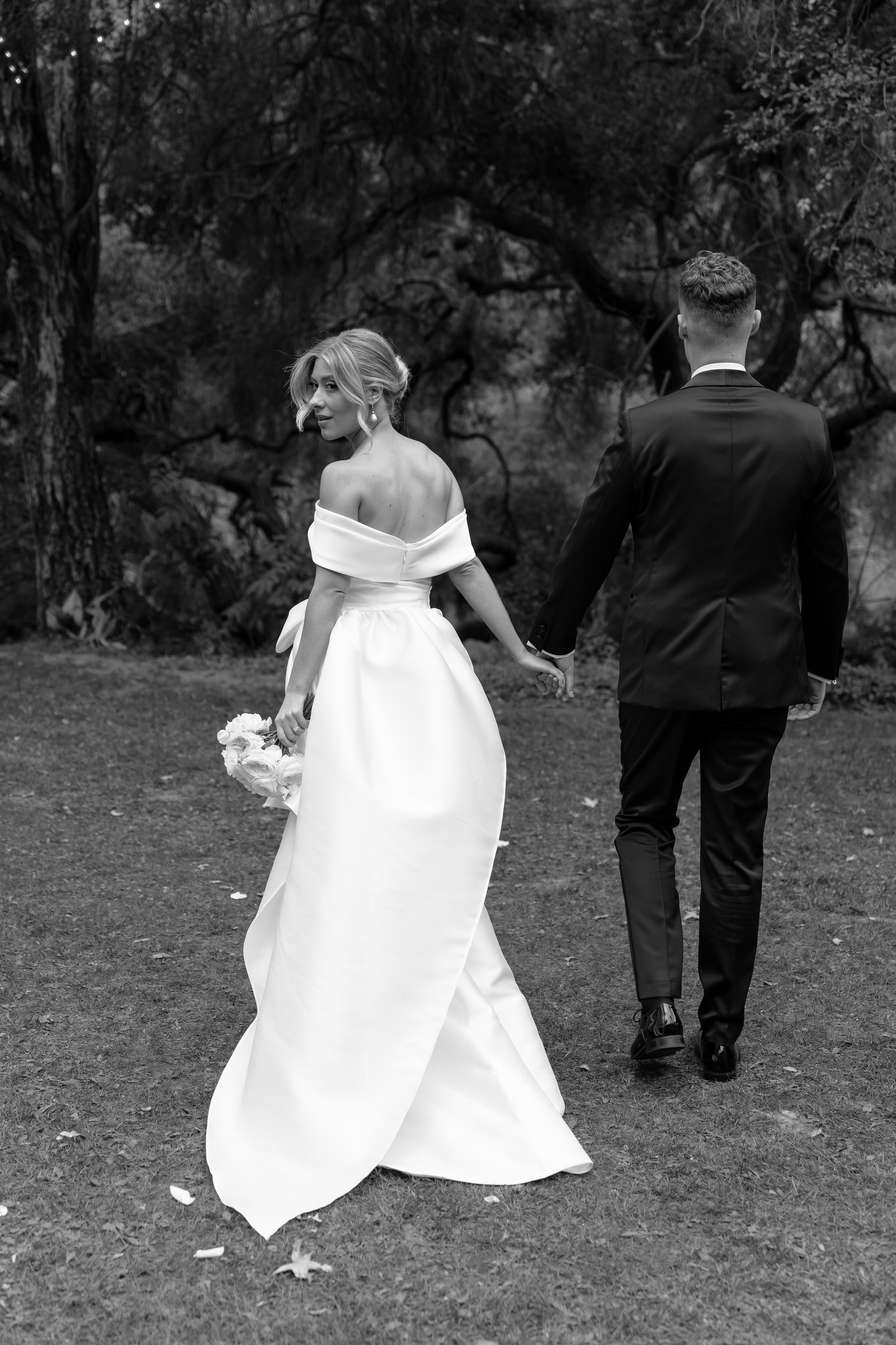 Anna and Joe’s Cozy Backyard Wedding with Jewish Traditions. Wedding photographer and videographer New York | New Jersey