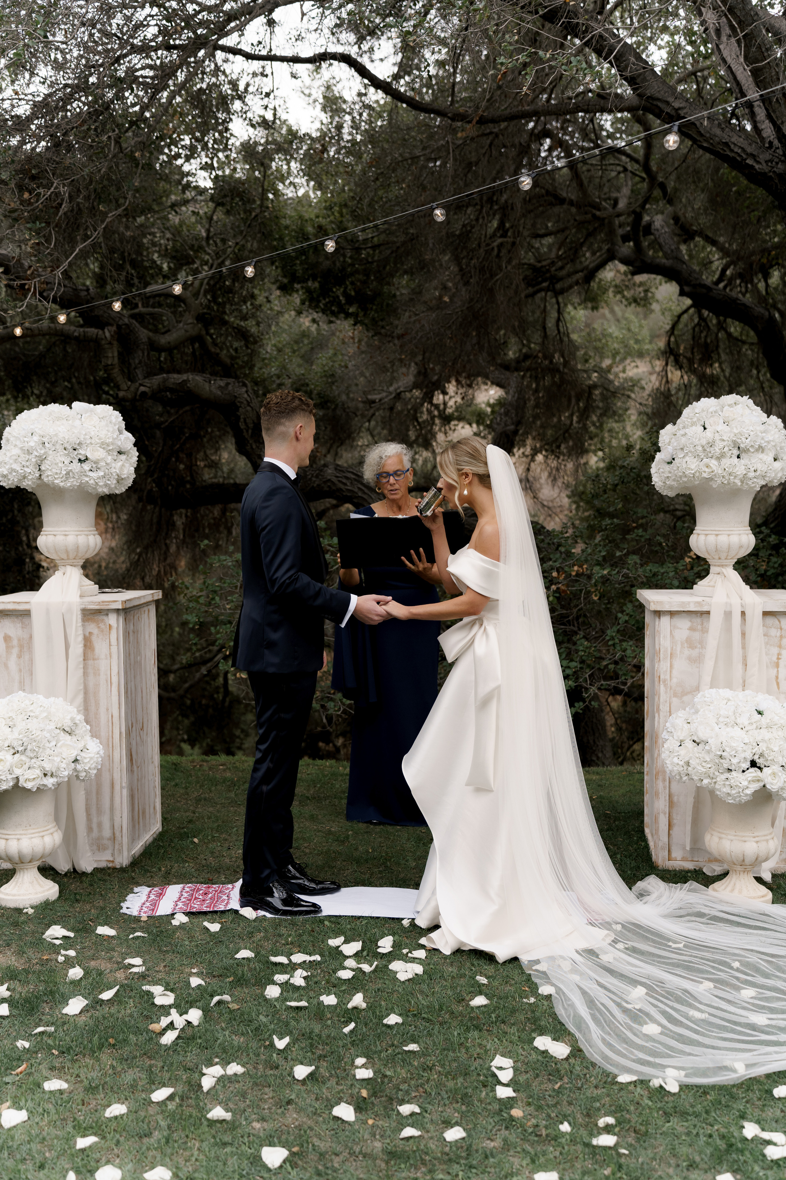 Anna and Joe’s Cozy Backyard Wedding with Jewish Traditions. Wedding photographer and videographer New York | New Jersey