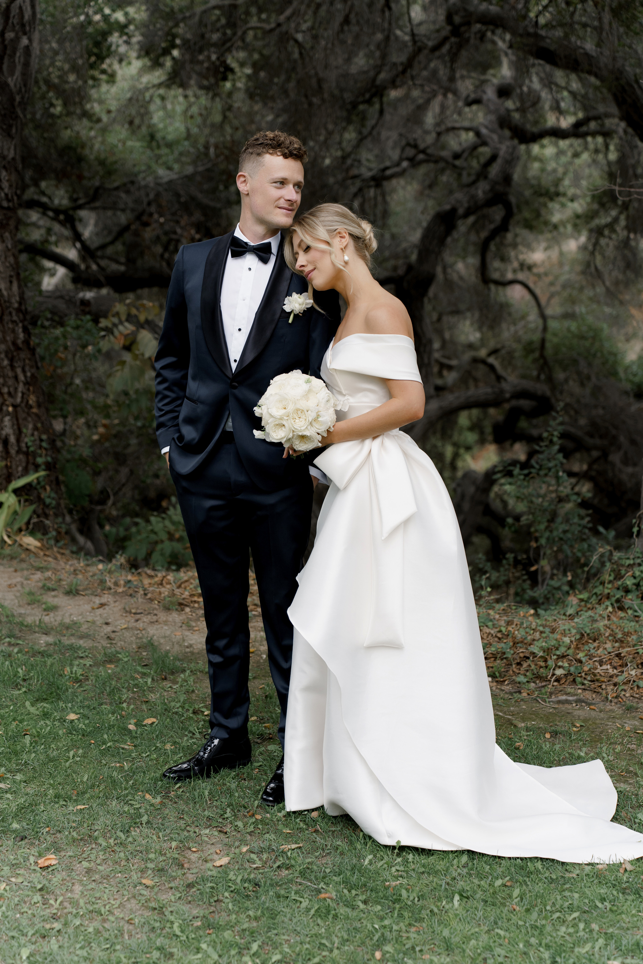 Anna and Joe’s Cozy Backyard Wedding with Jewish Traditions. Wedding photographer and videographer New York | New Jersey