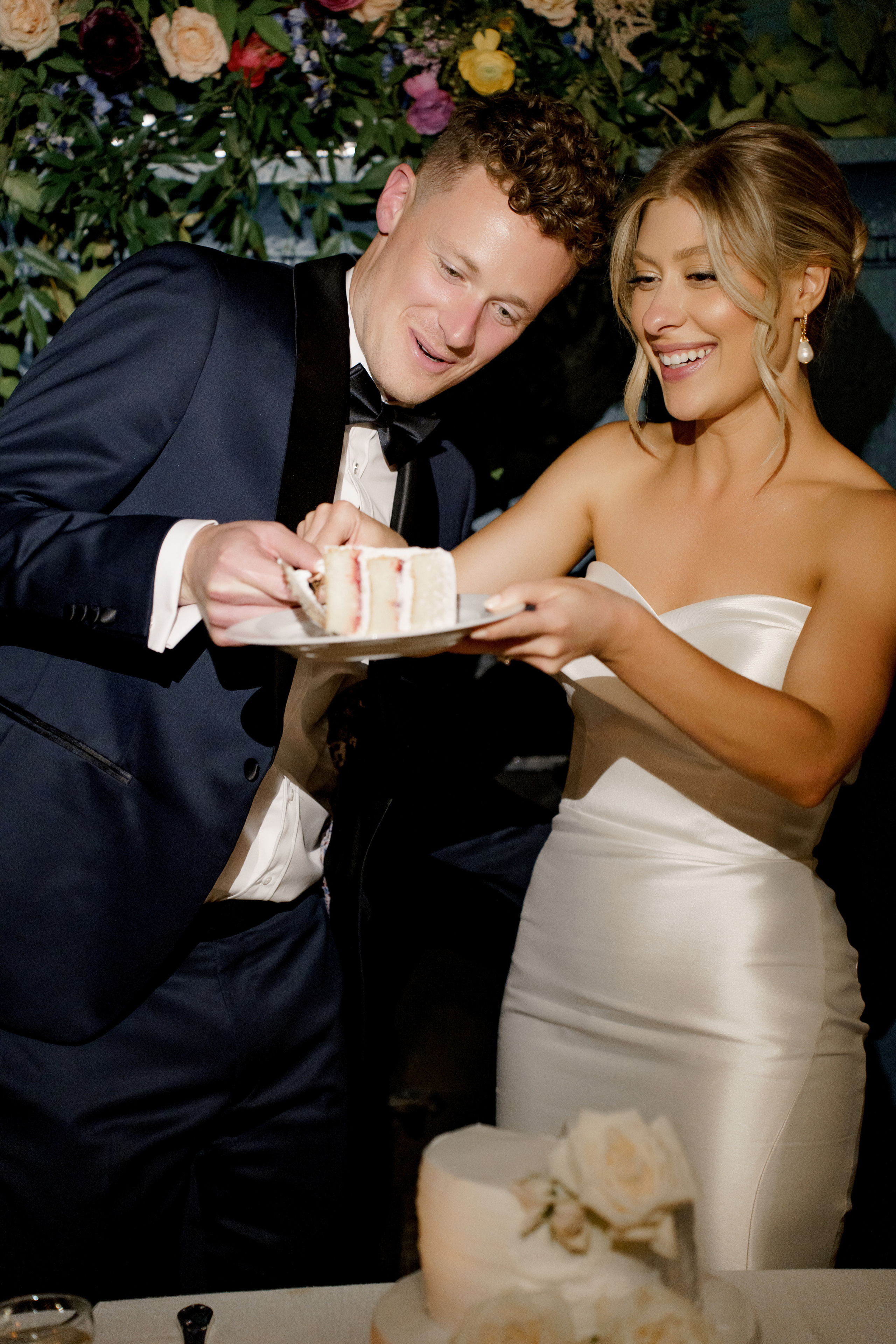 Anna and Joe’s Cozy Backyard Wedding with Jewish Traditions. Wedding photographer and videographer New York | New Jersey