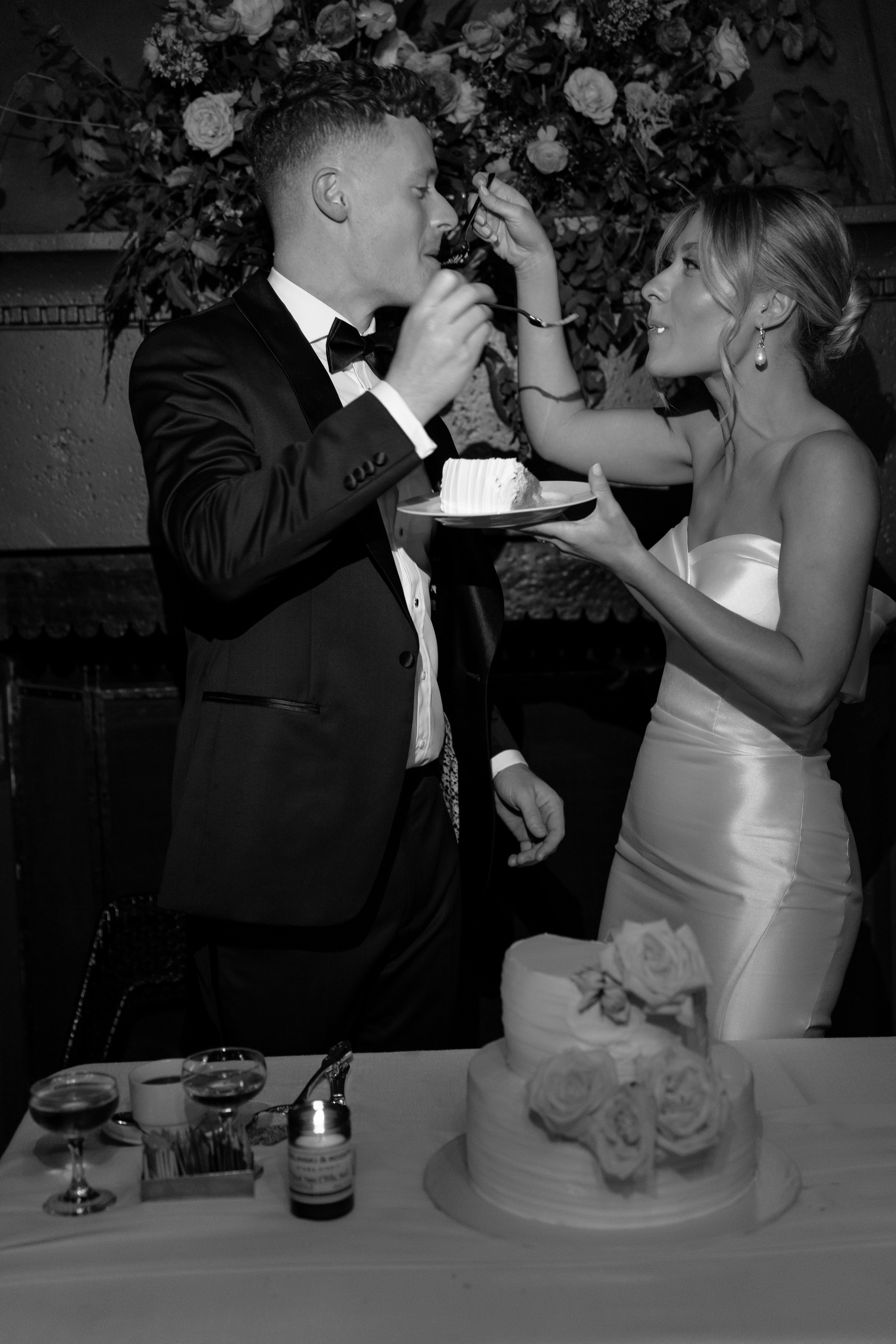 Anna and Joe’s Cozy Backyard Wedding with Jewish Traditions. Wedding photographer and videographer New York | New Jersey