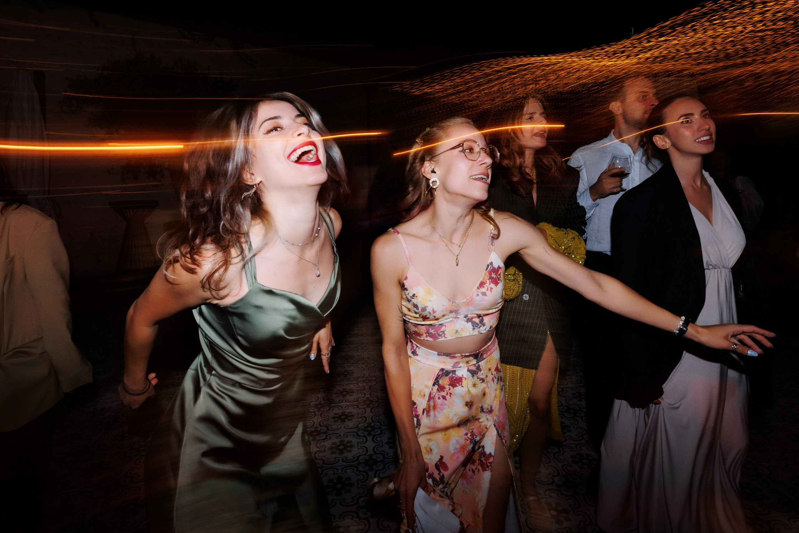 Dragoste povestită de noi. Servicii Foto Video în Chișinău și Europa ID-Brothers