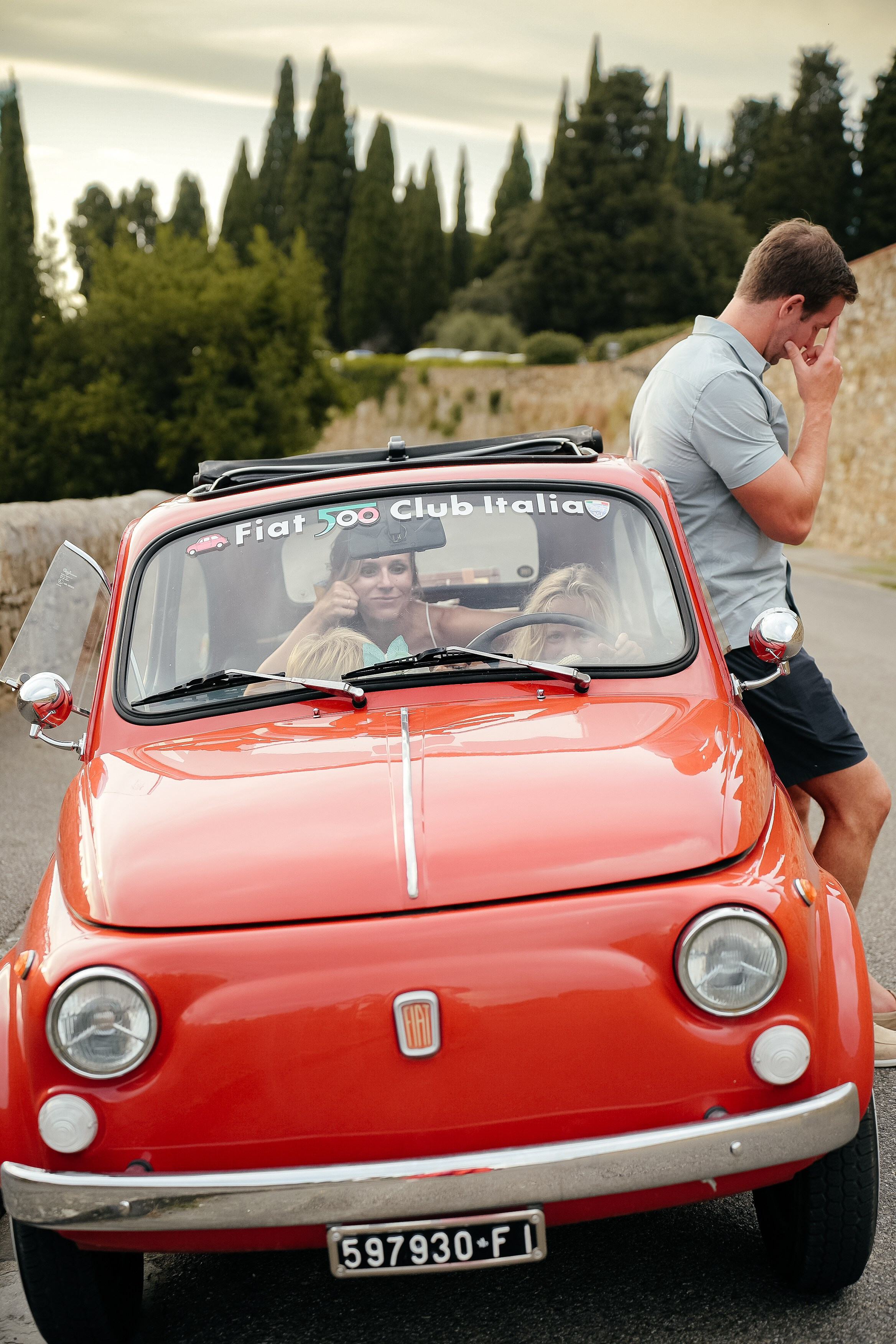Nicole & Family. Wedding Photographer in Italy